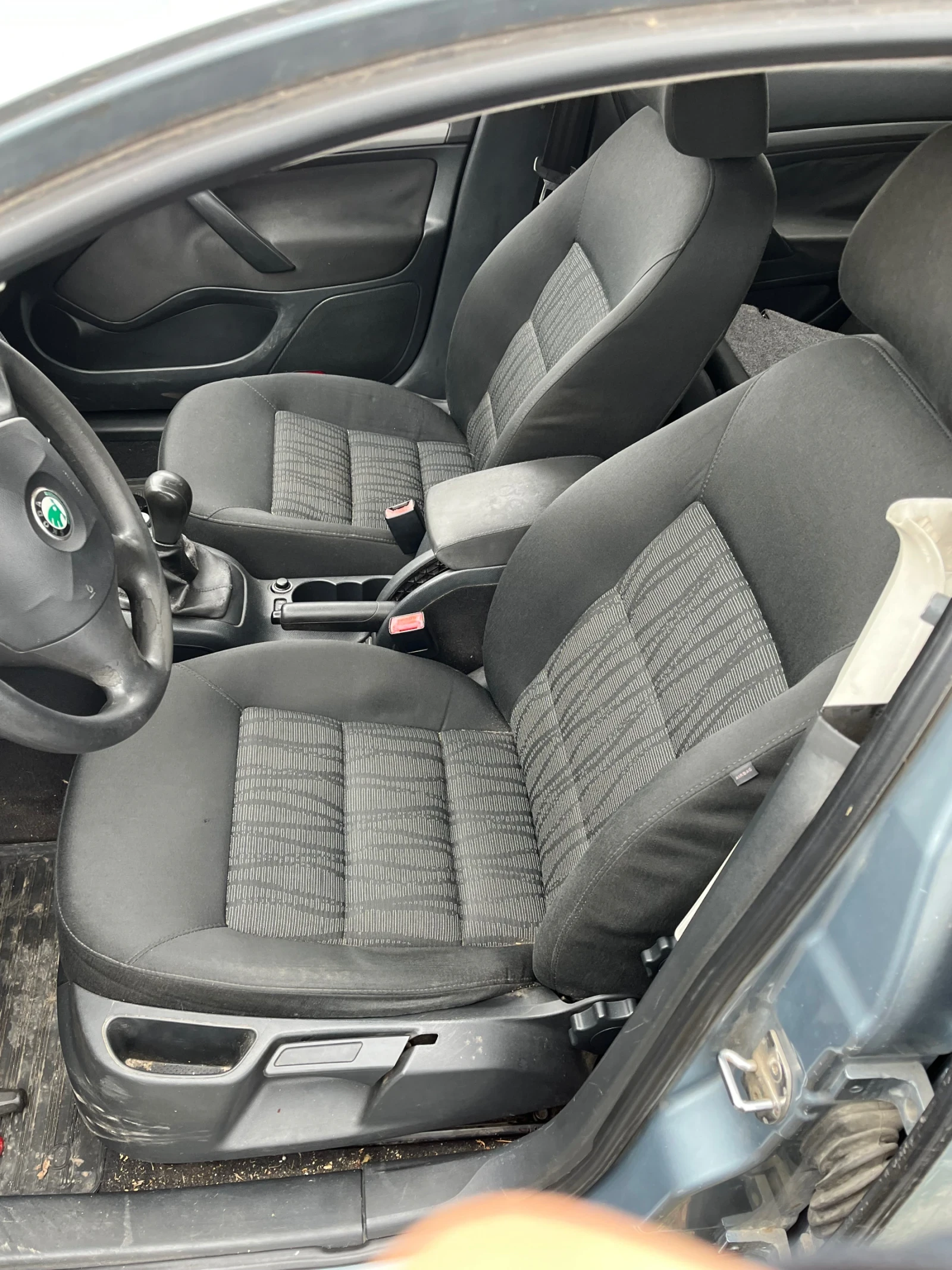 Skoda Octavia 1.6 бензин 102 коня - изображение 8