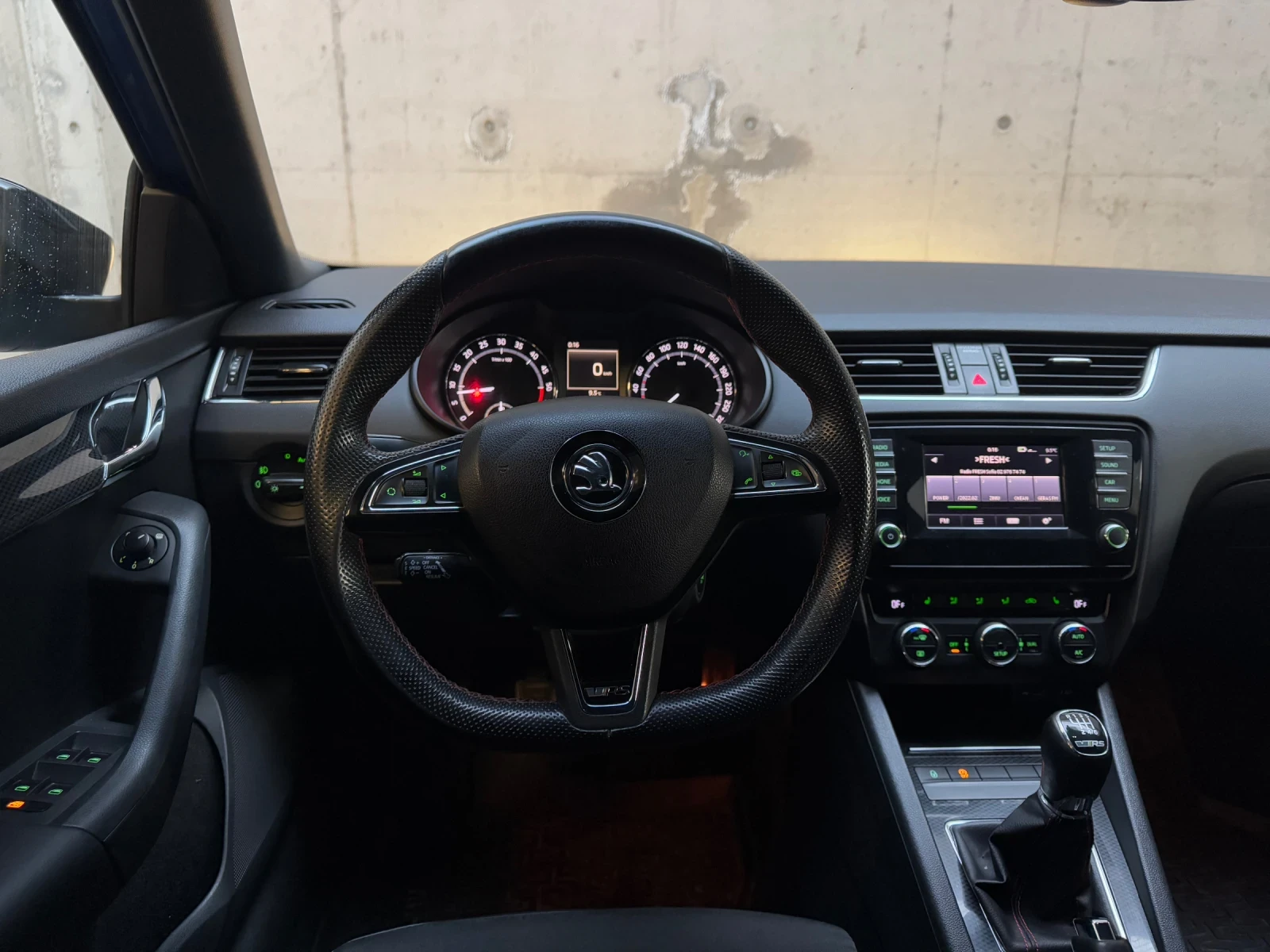 Skoda Octavia VRS 2.0TDI ///DISTRONIC///KEYLESS&GO - изображение 10
