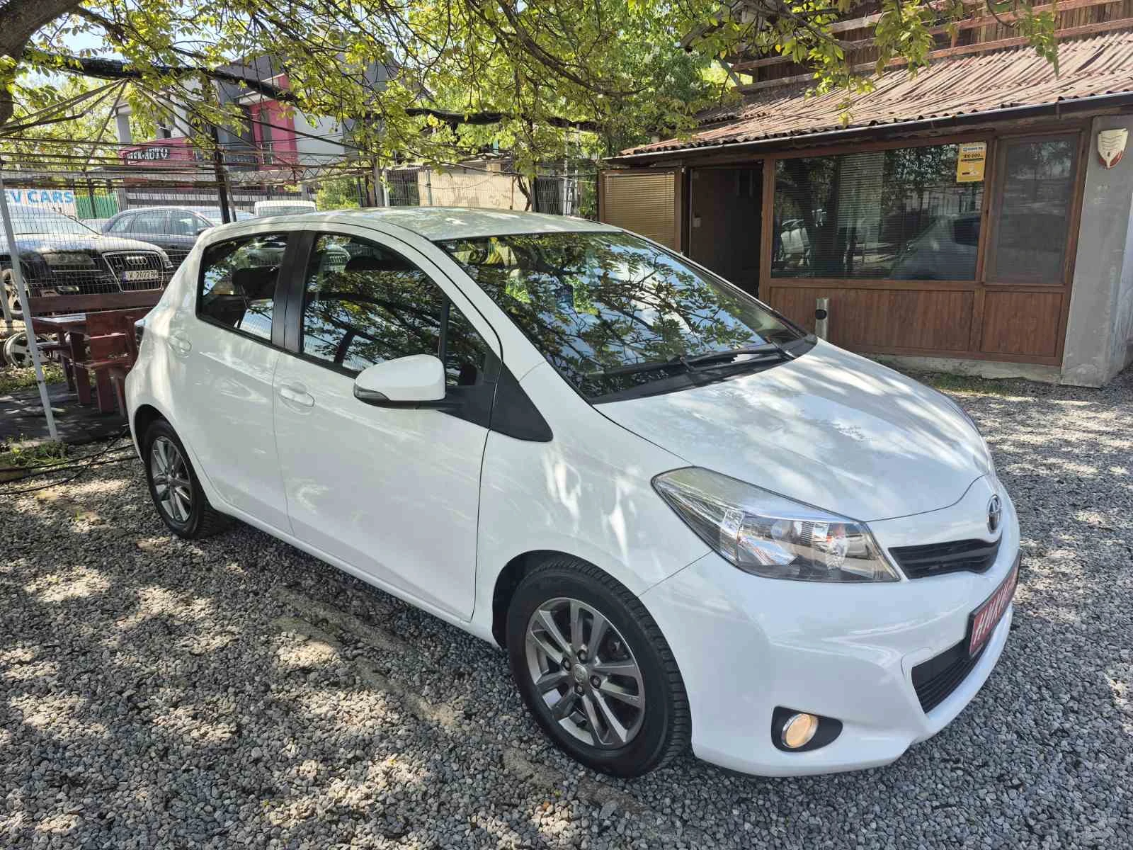 Toyota Yaris 1.4d-90k.s - изображение 3