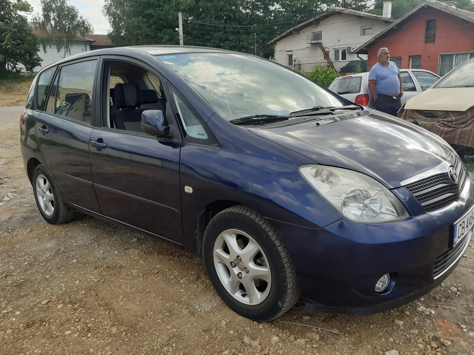 Toyota Corolla verso  - изображение 3