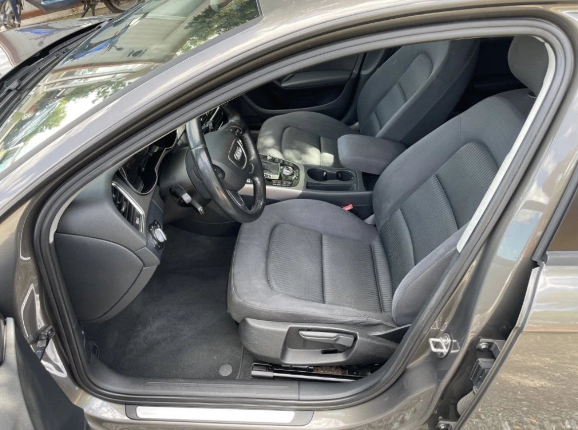Audi A4 Facelift 2.0tdi 150к.с Automatic 8-Speed ЛИЗИНГ - изображение 9