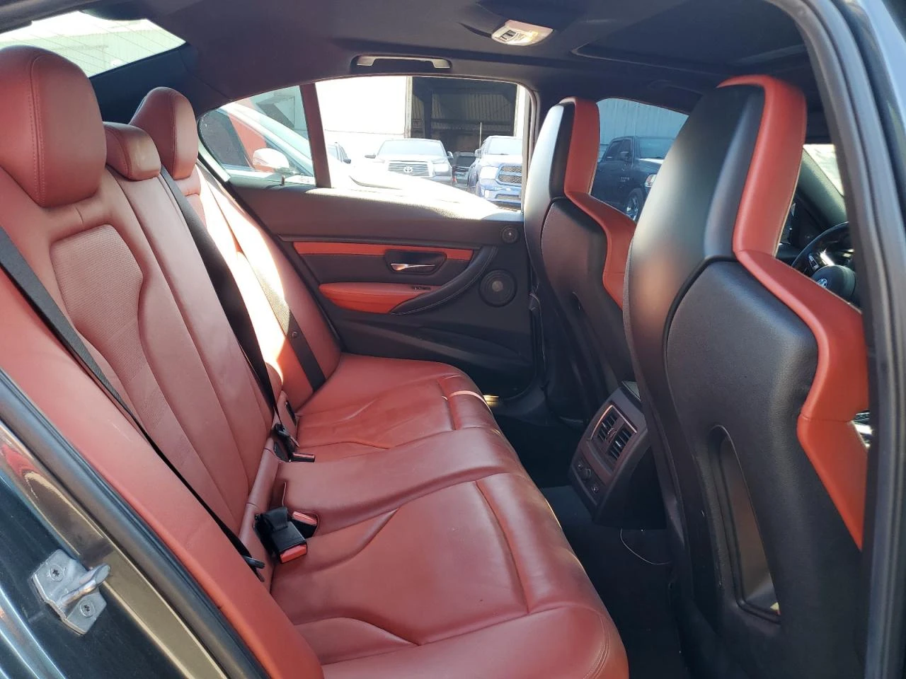 BMW M3  - изображение 10