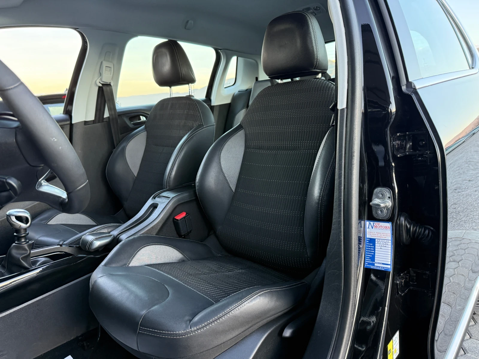 Peugeot 2008 1.6 HDI ALLURE - изображение 10