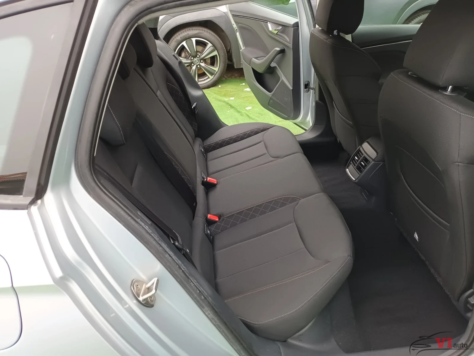 Skoda Scala 1.6TDI/AVTOMAT, снимка 17 - Автомобили и джипове - 53200173