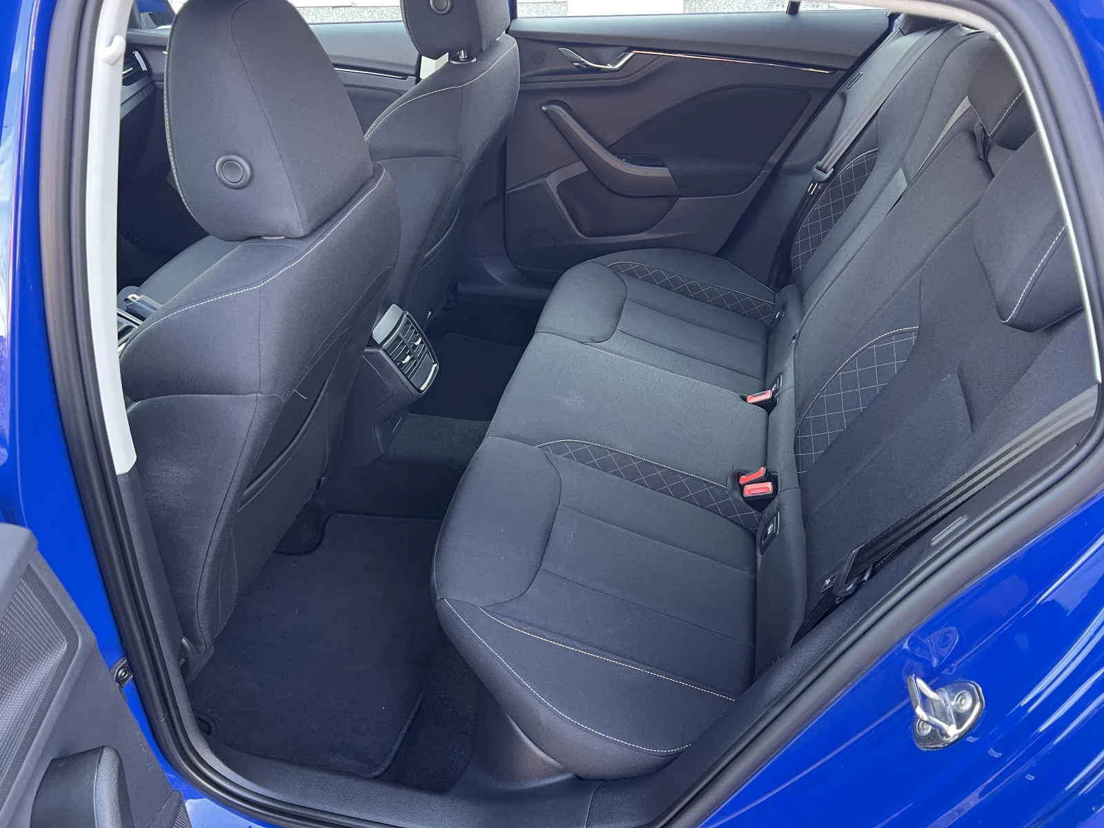 Skoda Scala AMBITION/1.0TSI/95k.c./5MT - изображение 9