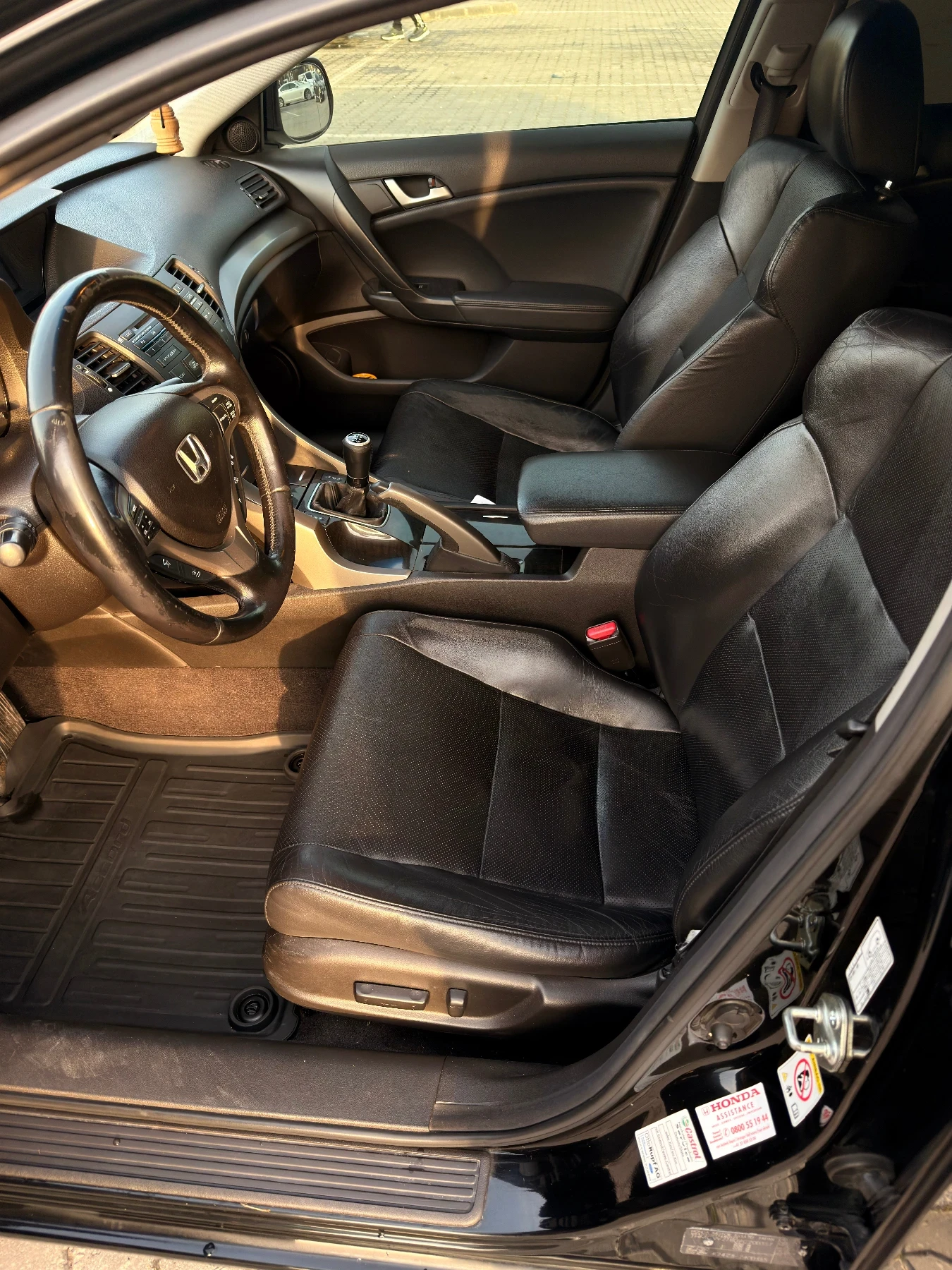 Honda Accord 2.4 Executive Plus Газ/Бензин, снимка 12 - Автомобили и джипове - 53715442