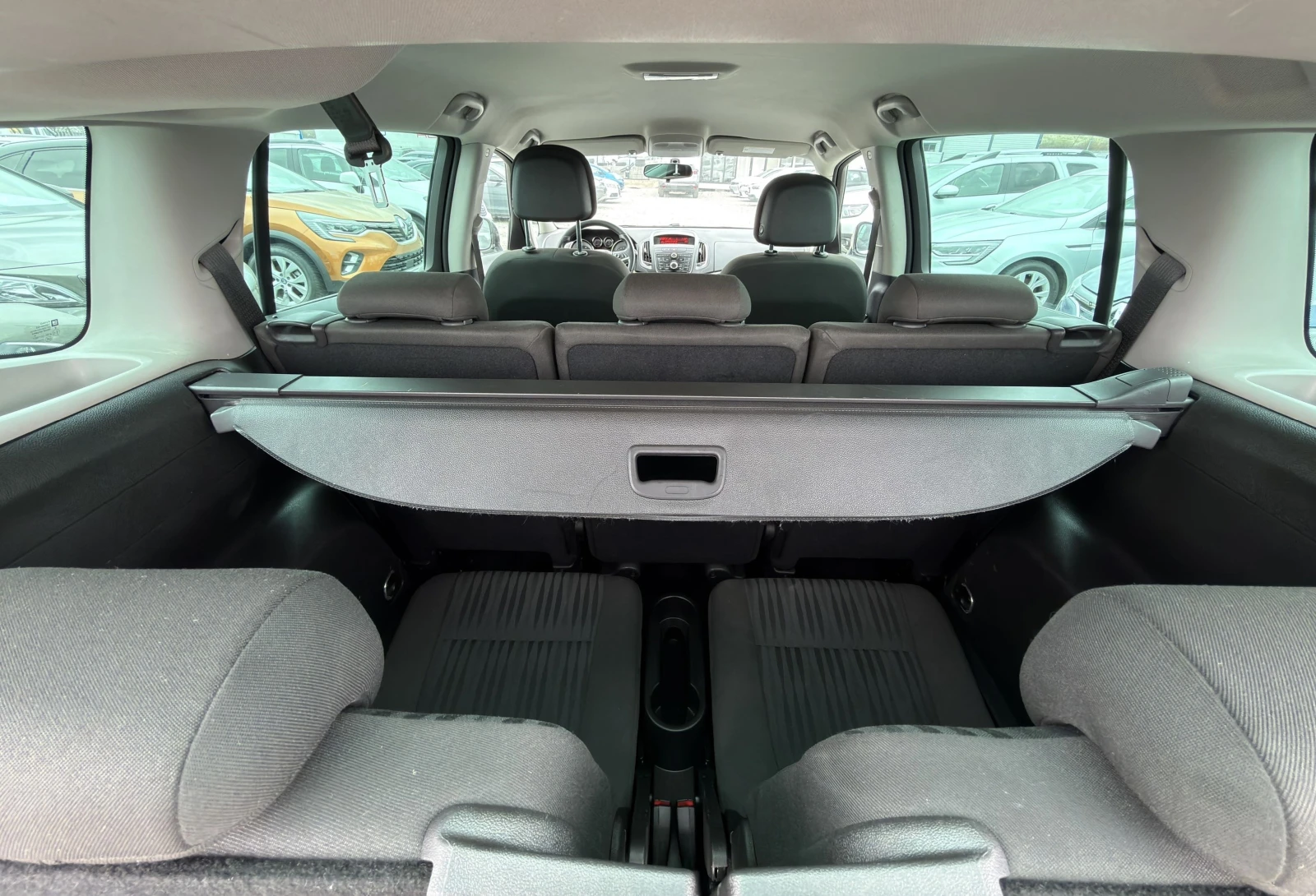 Opel Zafira 1.6 CDTI 136кс EURO 6   7 МЕСТА ЧЕСТНО ОПИСАНИЕ, снимка 9 - Автомобили и джипове - 54042718