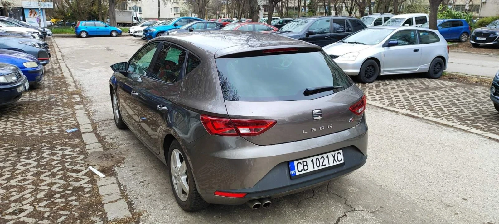 Seat Leon 2.0 TDI , снимка 4 - Автомобили и джипове - 54077872