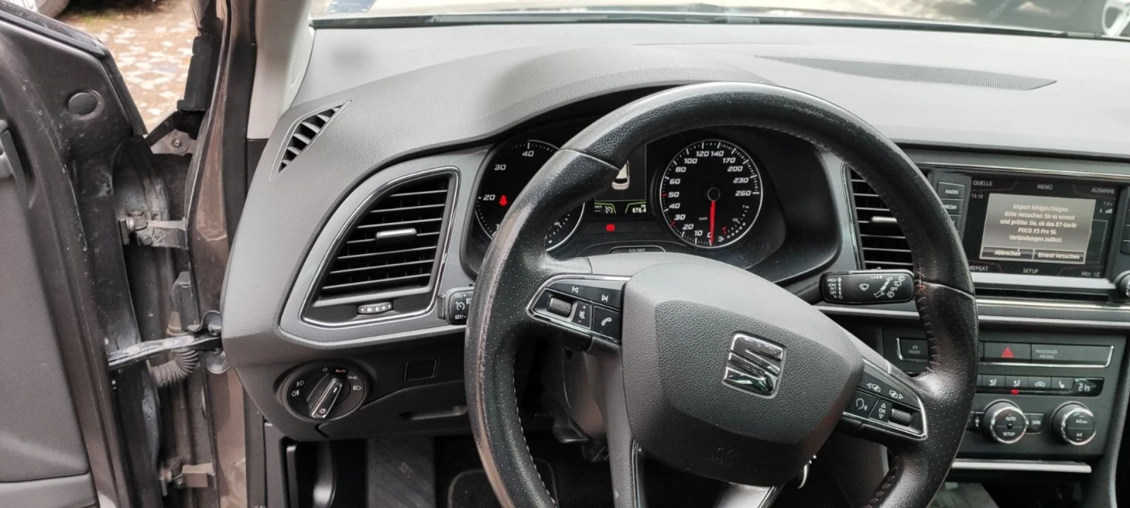 Seat Leon 2.0 TDI , снимка 10 - Автомобили и джипове - 54077872