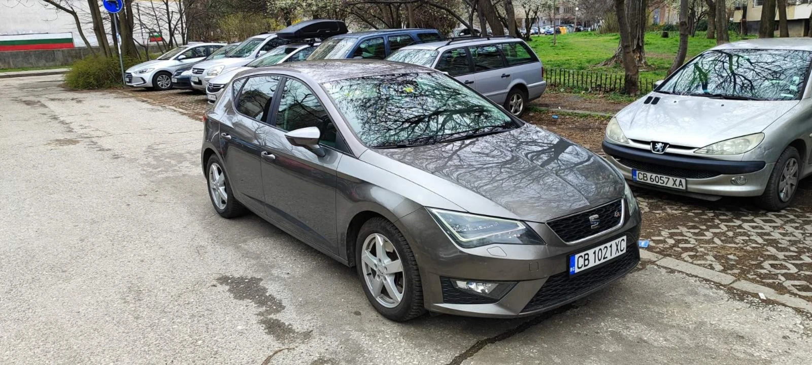 Seat Leon 2.0 TDI , снимка 2 - Автомобили и джипове - 54077872