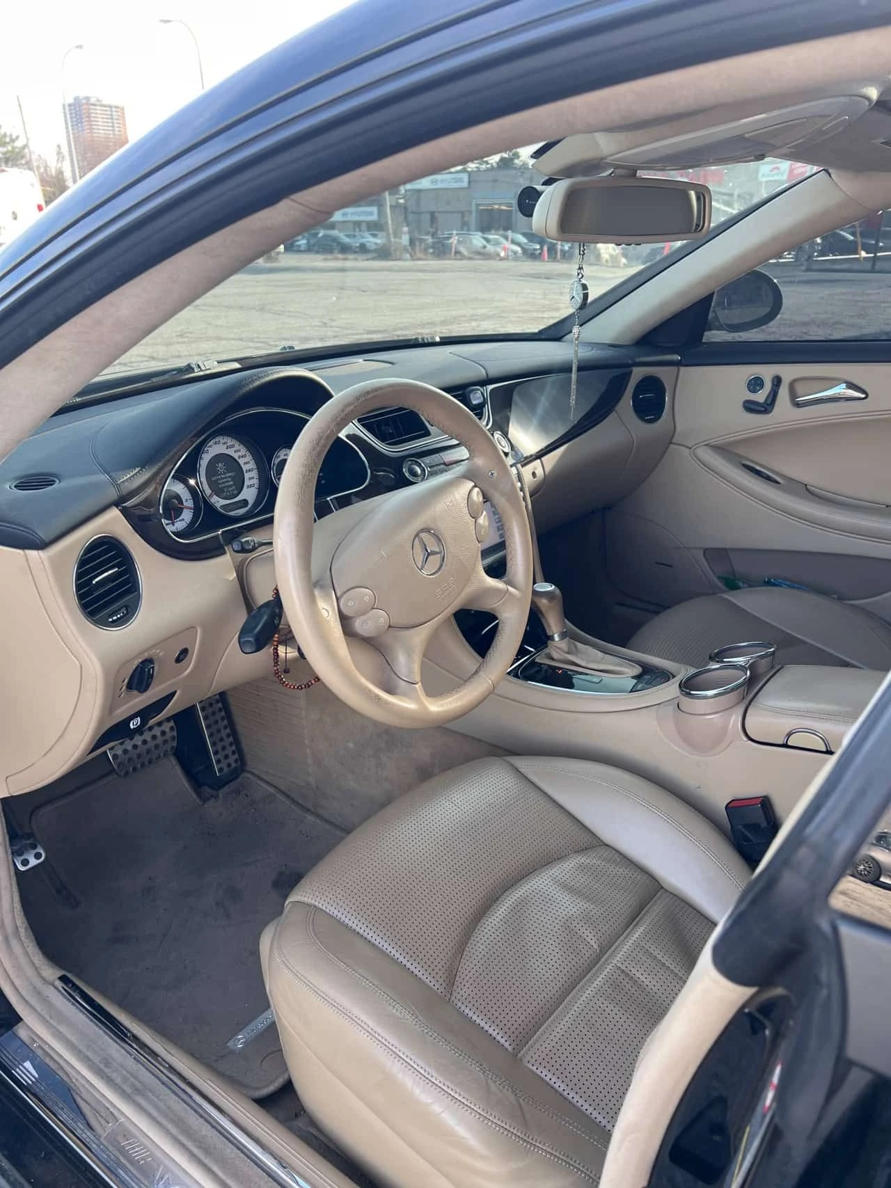 Mercedes-Benz CLS 55 AMG 5.5L AMG/CARFAX/ПОДГРЕВ/ПАМЕТ/Stage 2 Ceramic coat, снимка 6 - Автомобили и джипове - 54240344