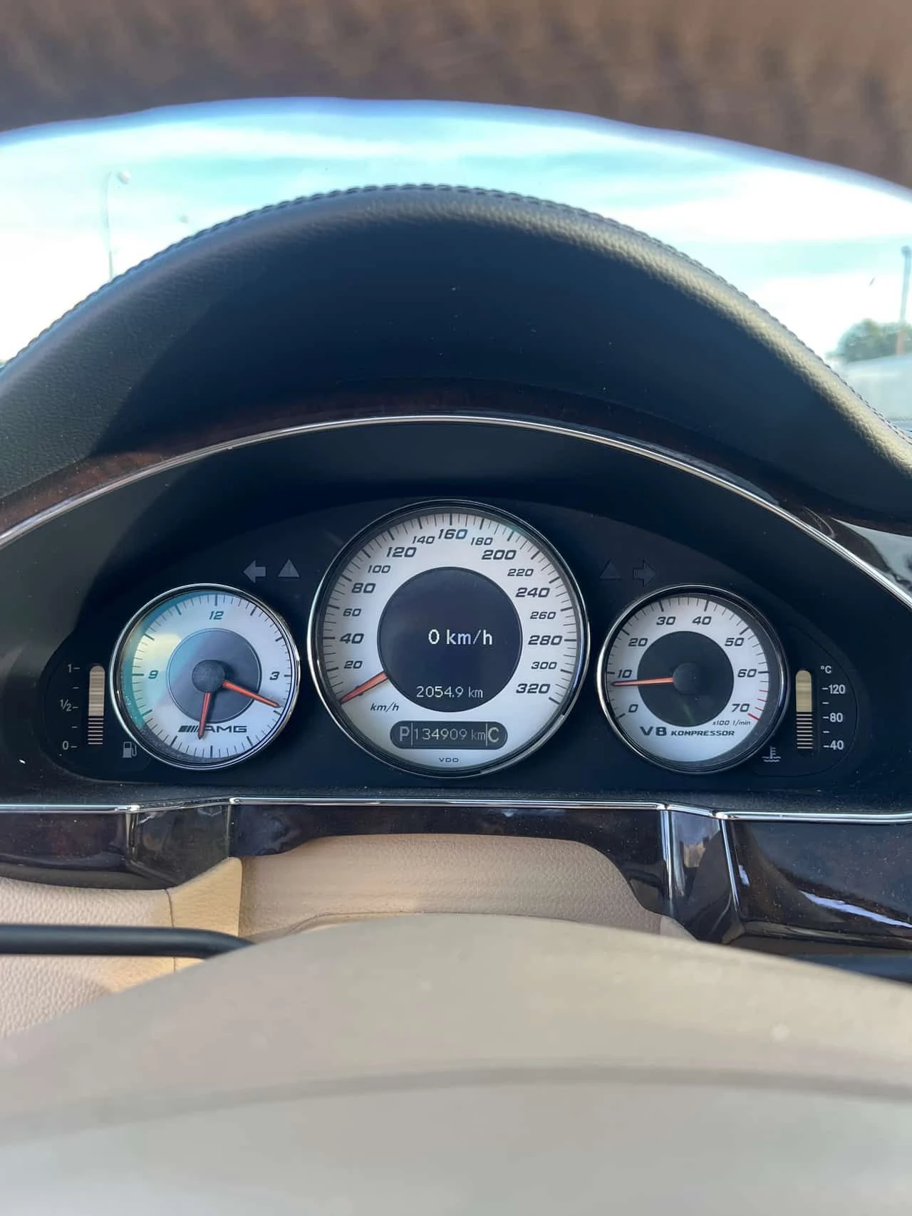 Mercedes-Benz CLS 55 AMG 5.5L AMG/CARFAX/ПОДГРЕВ/ПАМЕТ/Stage 2 Ceramic coat, снимка 7 - Автомобили и джипове - 54240344