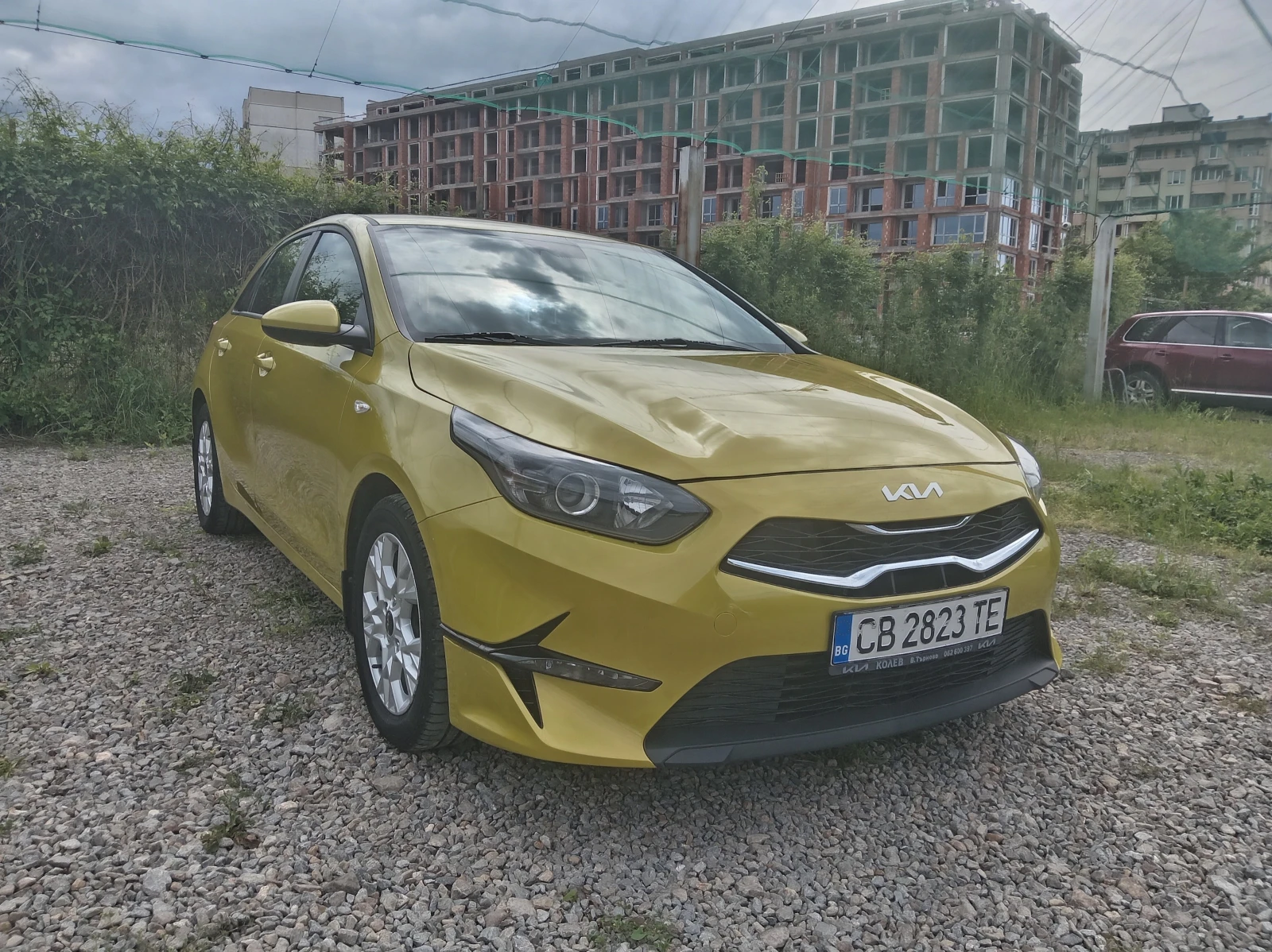 Kia Ceed 1.0T Гаранц., снимка 2 - Автомобили и джипове - 54615884