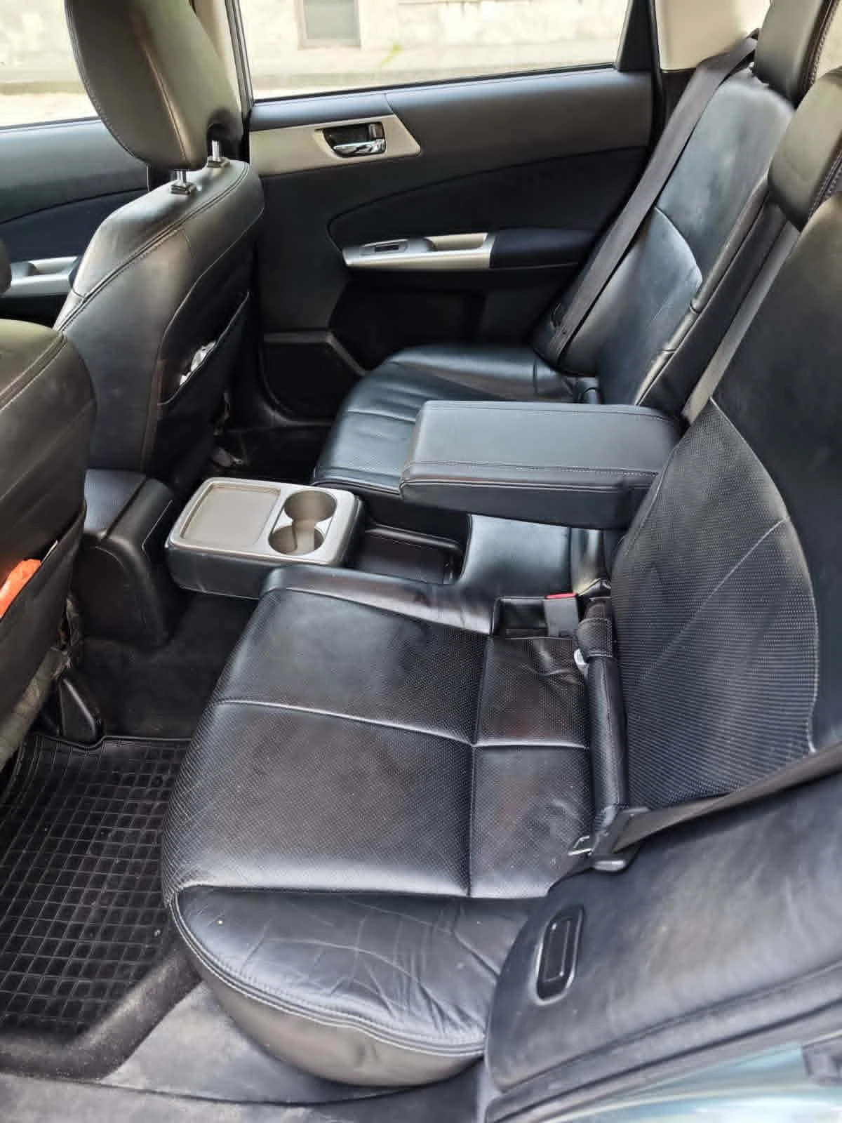 Subaru Forester, снимка 8 - Автомобили и джипове - 54731205