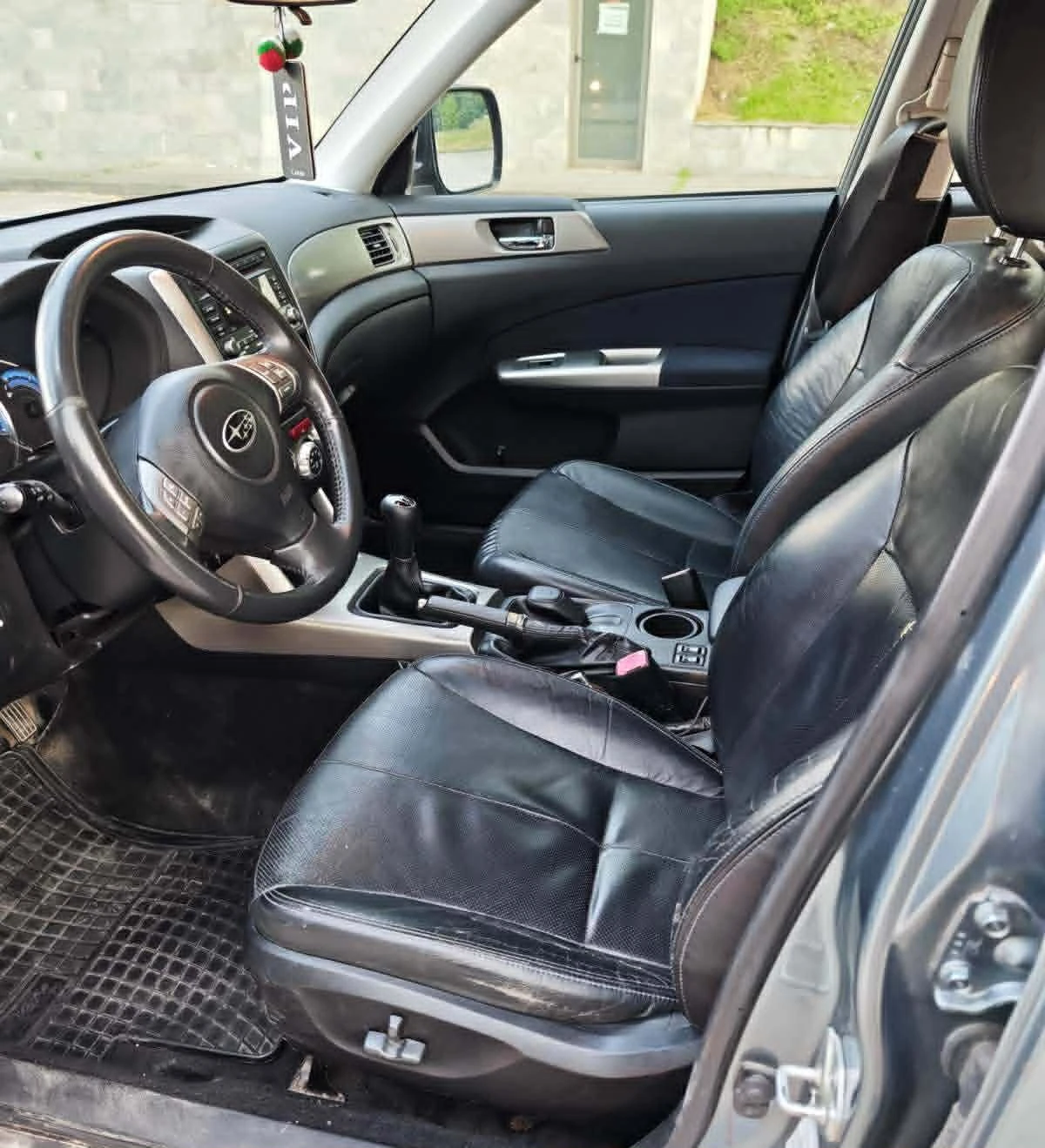 Subaru Forester, снимка 6 - Автомобили и джипове - 54731205
