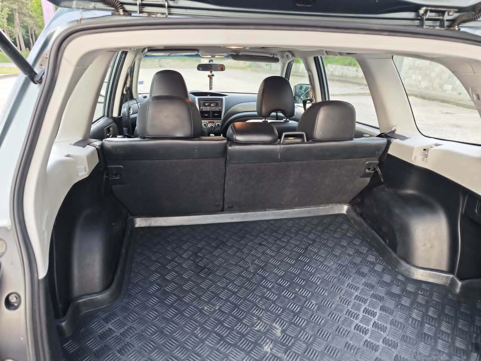 Subaru Forester, снимка 9 - Автомобили и джипове - 54731205