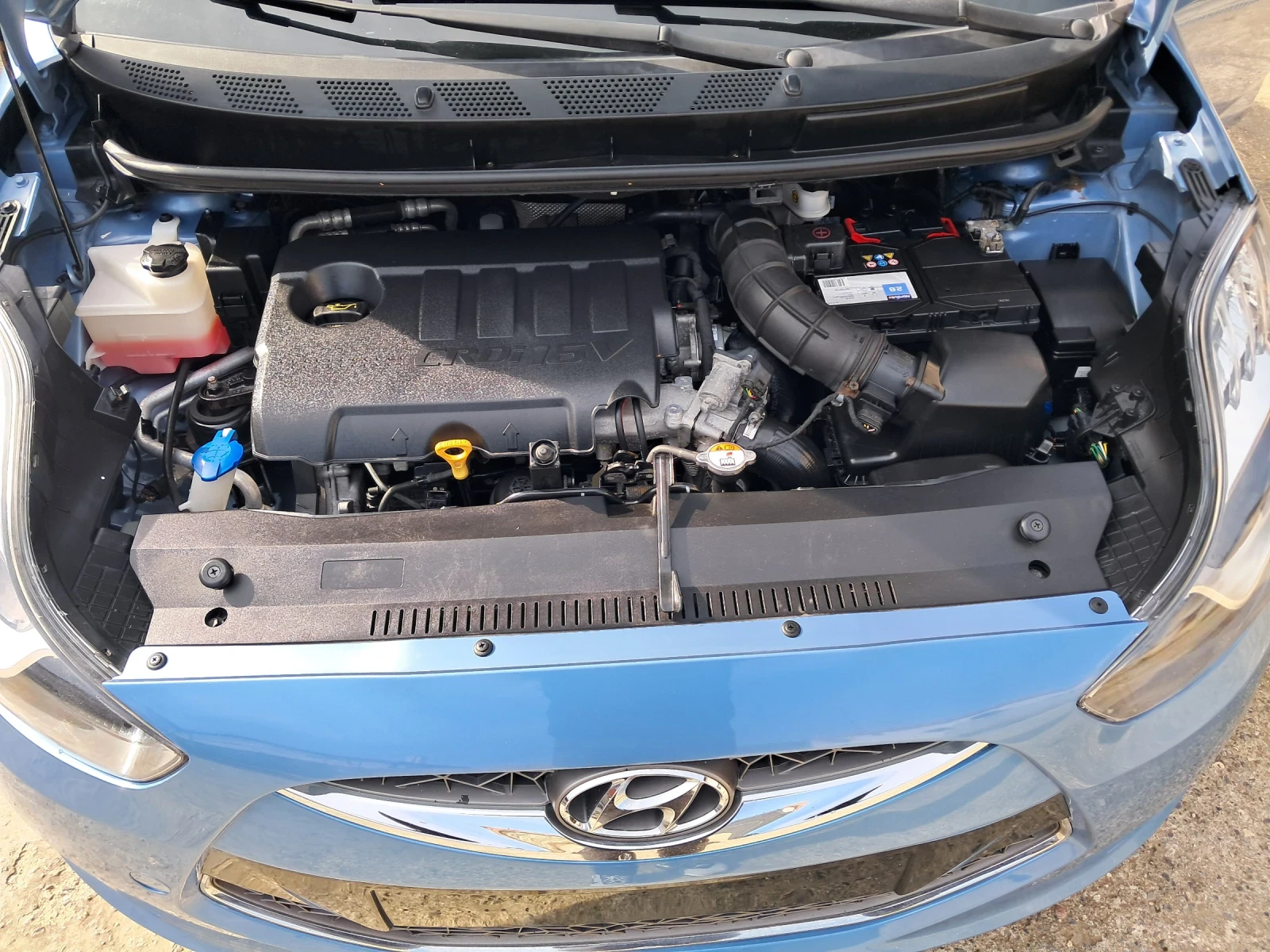 Hyundai Ix20, снимка 12 - Автомобили и джипове - 54761891
