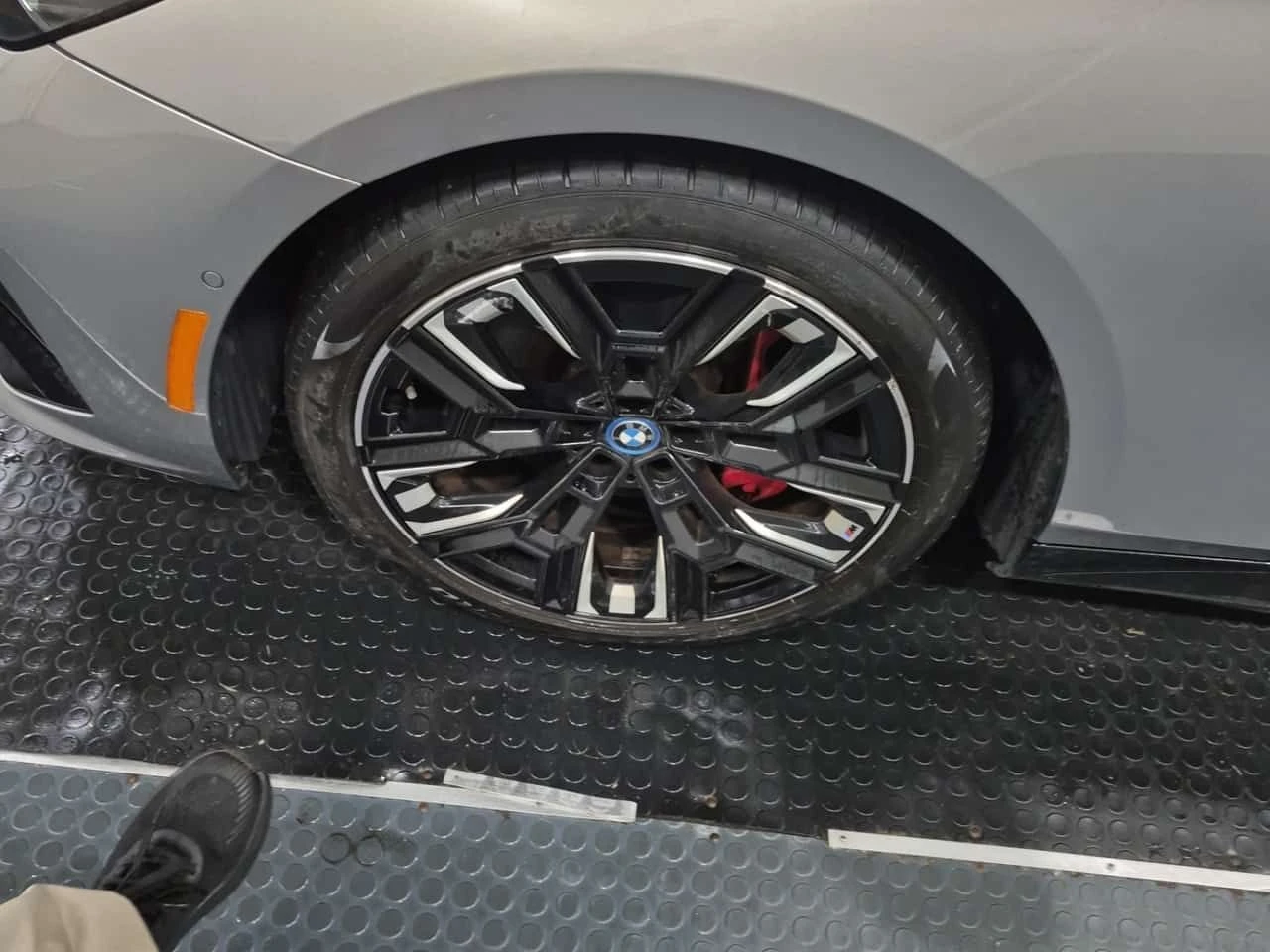 BMW i5 * M60 XDRIVE * CARFAX * От BMW * , снимка 15 - Автомобили и джипове - 55230482