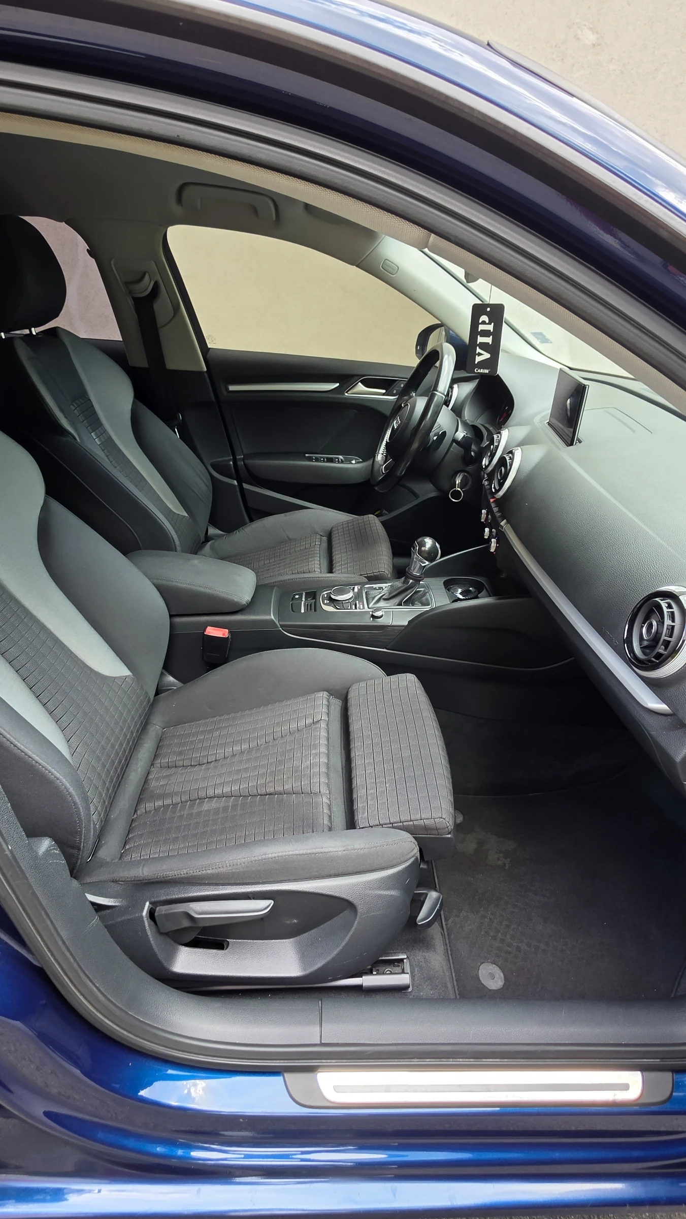 Audi A3 1.6 TDI, снимка 15 - Автомобили и джипове - 55669342