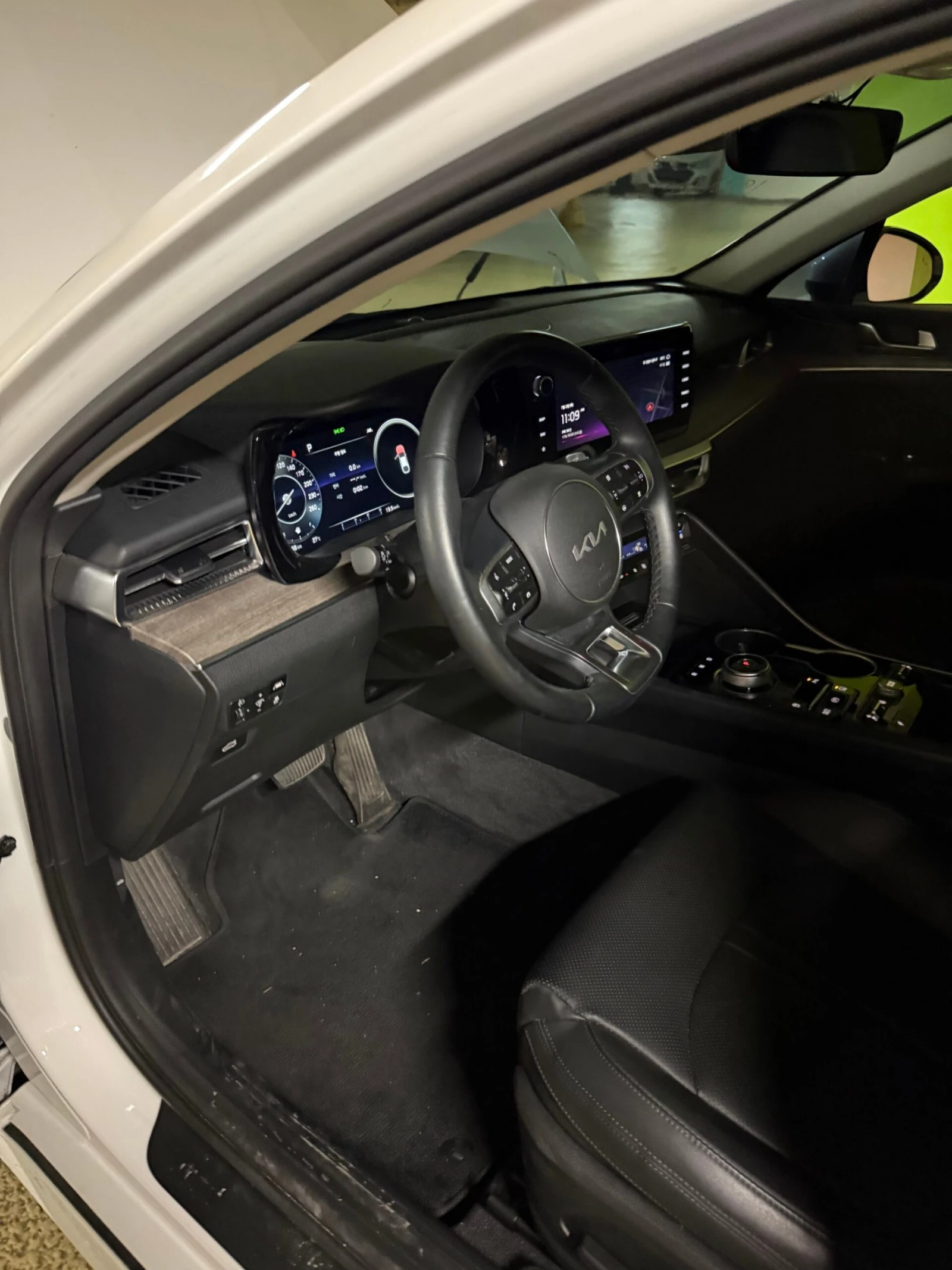 Kia K5 2.0 MPI - ОЧАКВАН ВНОС, снимка 4 - Автомобили и джипове - 55705610