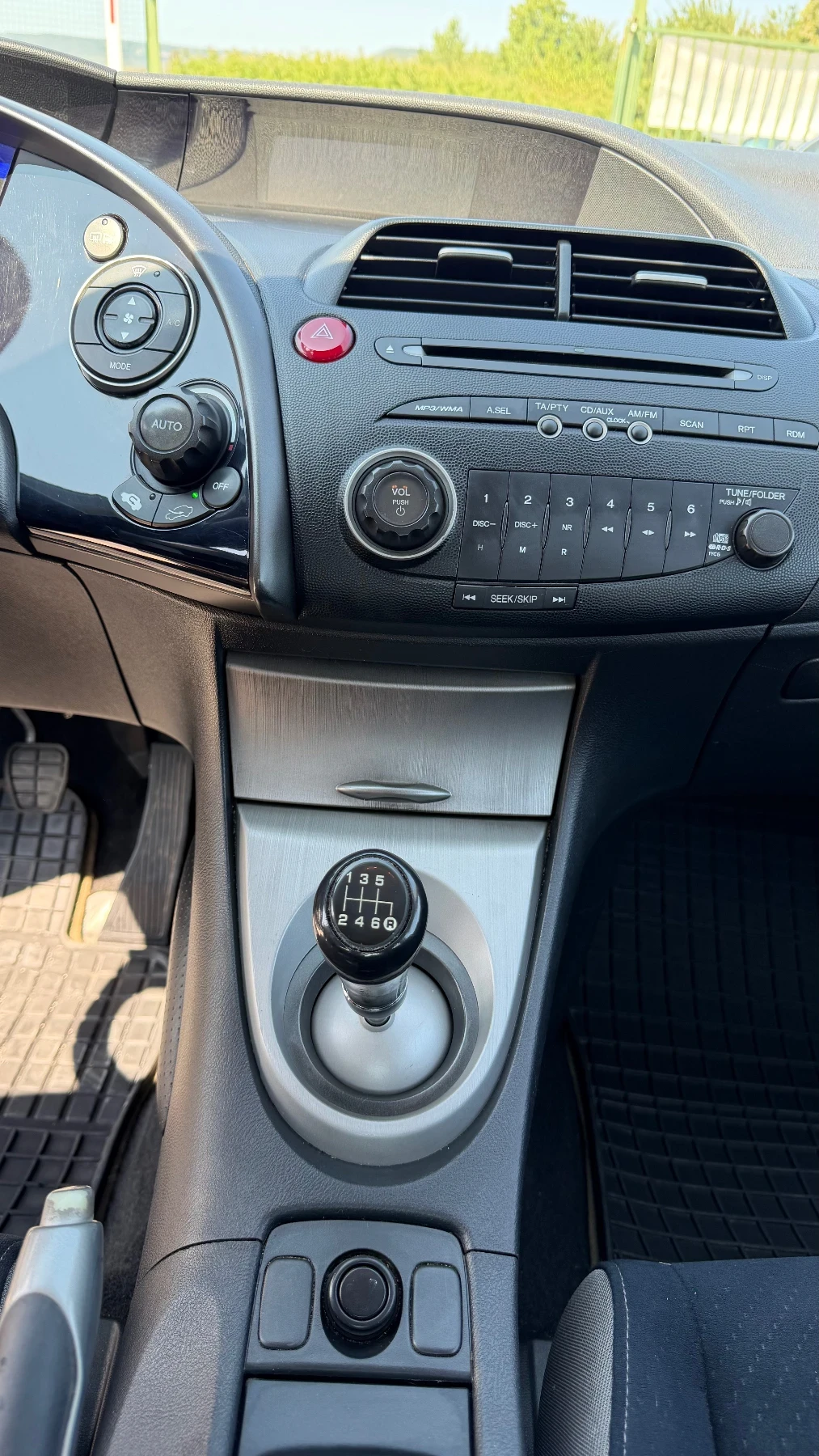 Honda Civic 2.2CTDI БАРТЕР, снимка 8 - Автомобили и джипове - 55785884