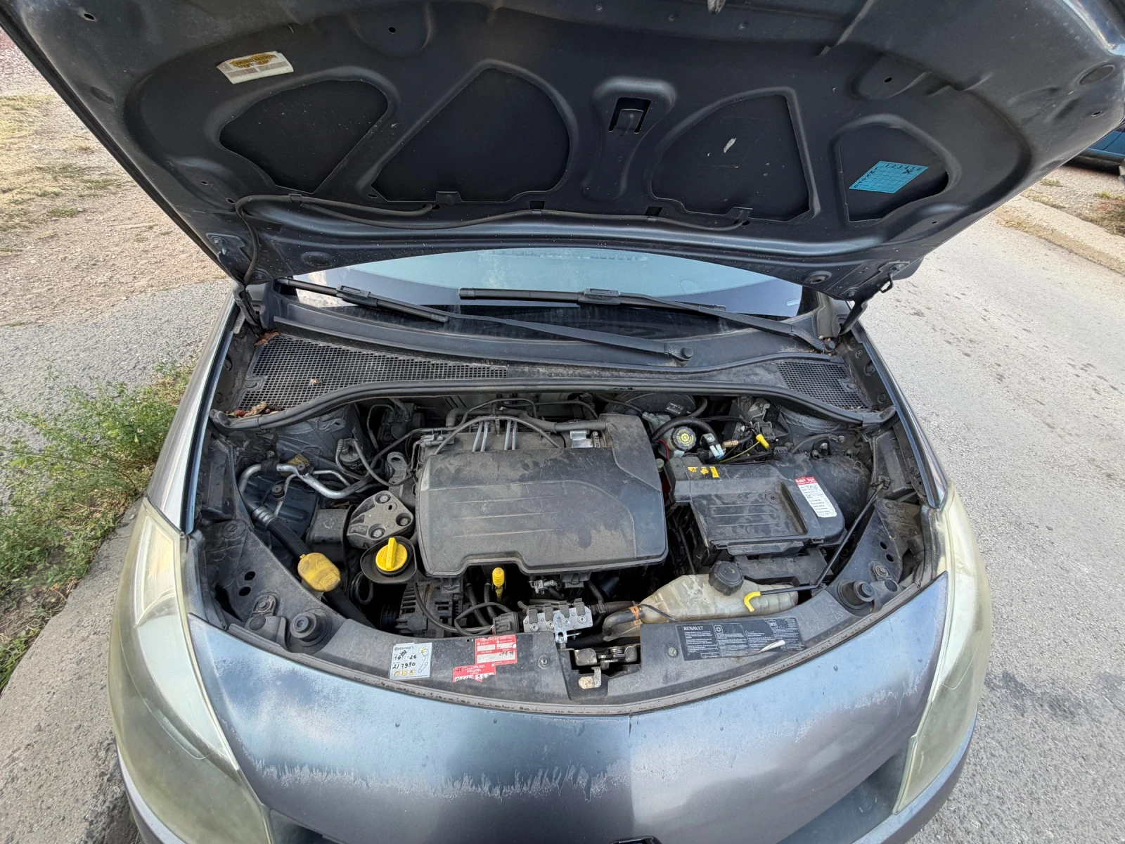 Renault Clio Газова уредба 1.2, снимка 11 - Автомобили и джипове - 55804712