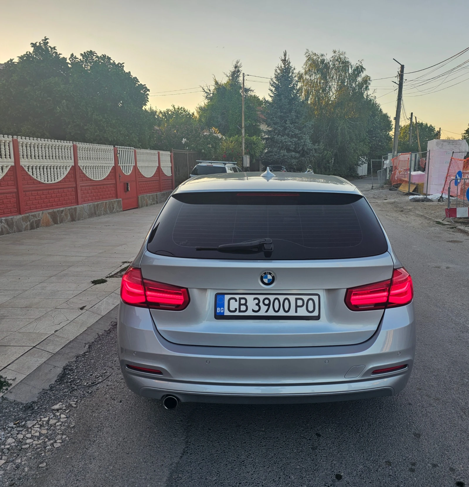 BMW 316 Гаражно-Климатр, снимка 4 - Автомобили и джипове - 55828807