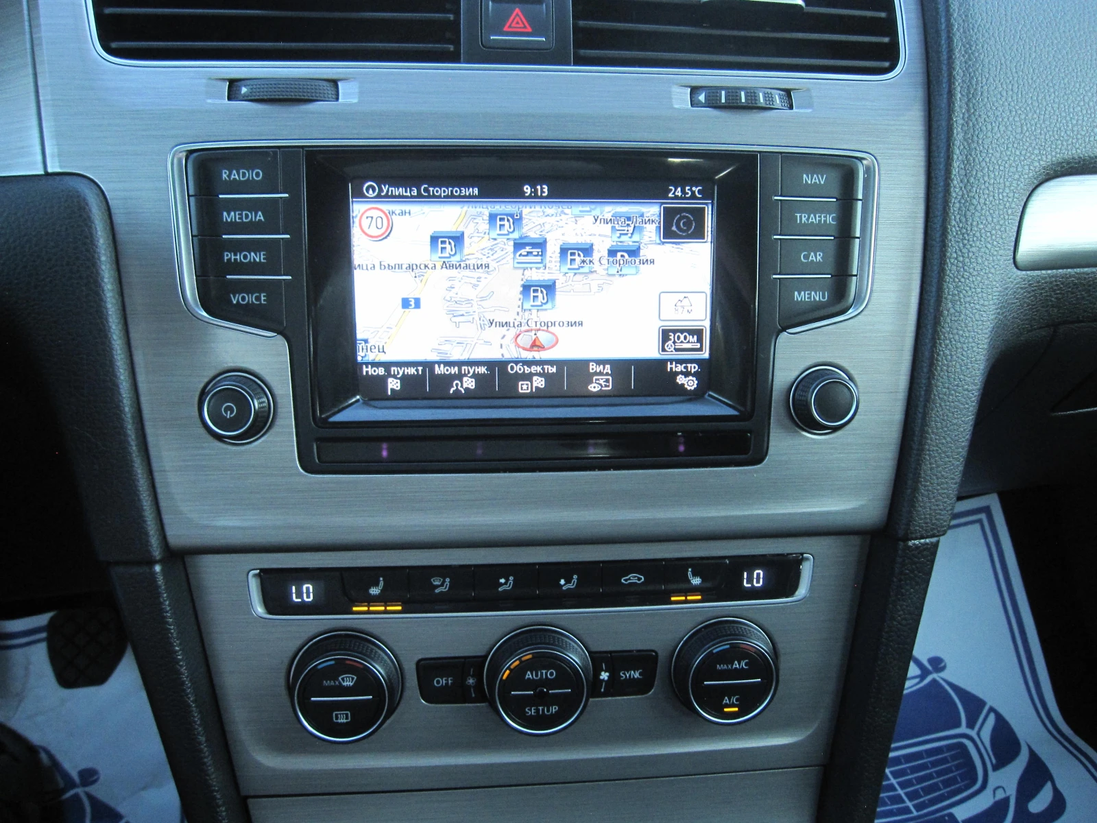 VW Golf Black Edition, 150х.Км.NAVI, Подгрев, 1, 6-TDI, снимка 8 - Автомобили и джипове - 55837834