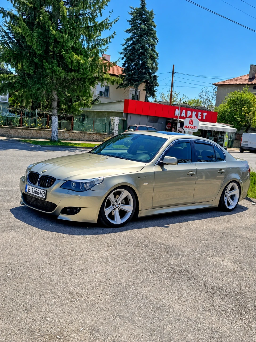 BMW 530