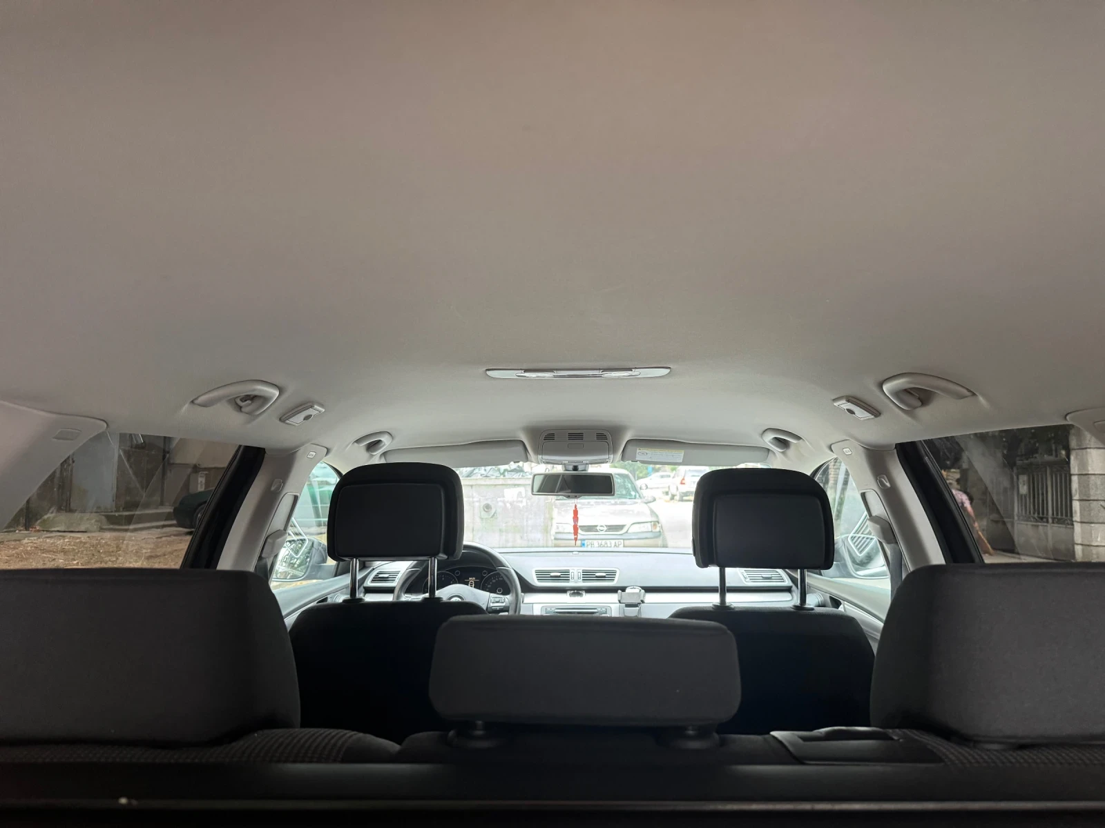 VW Passat 2.0TDI 140 ps, снимка 14 - Автомобили и джипове - 56452402