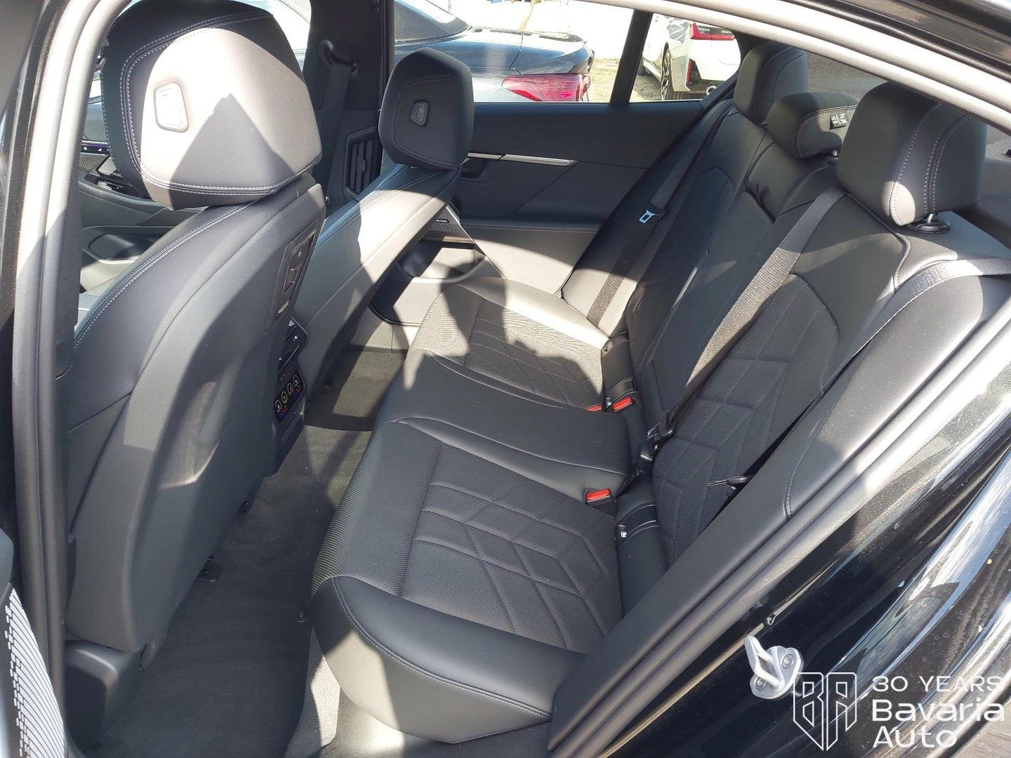 BMW 520 i Steptronic, снимка 8 - Автомобили и джипове - 56506255