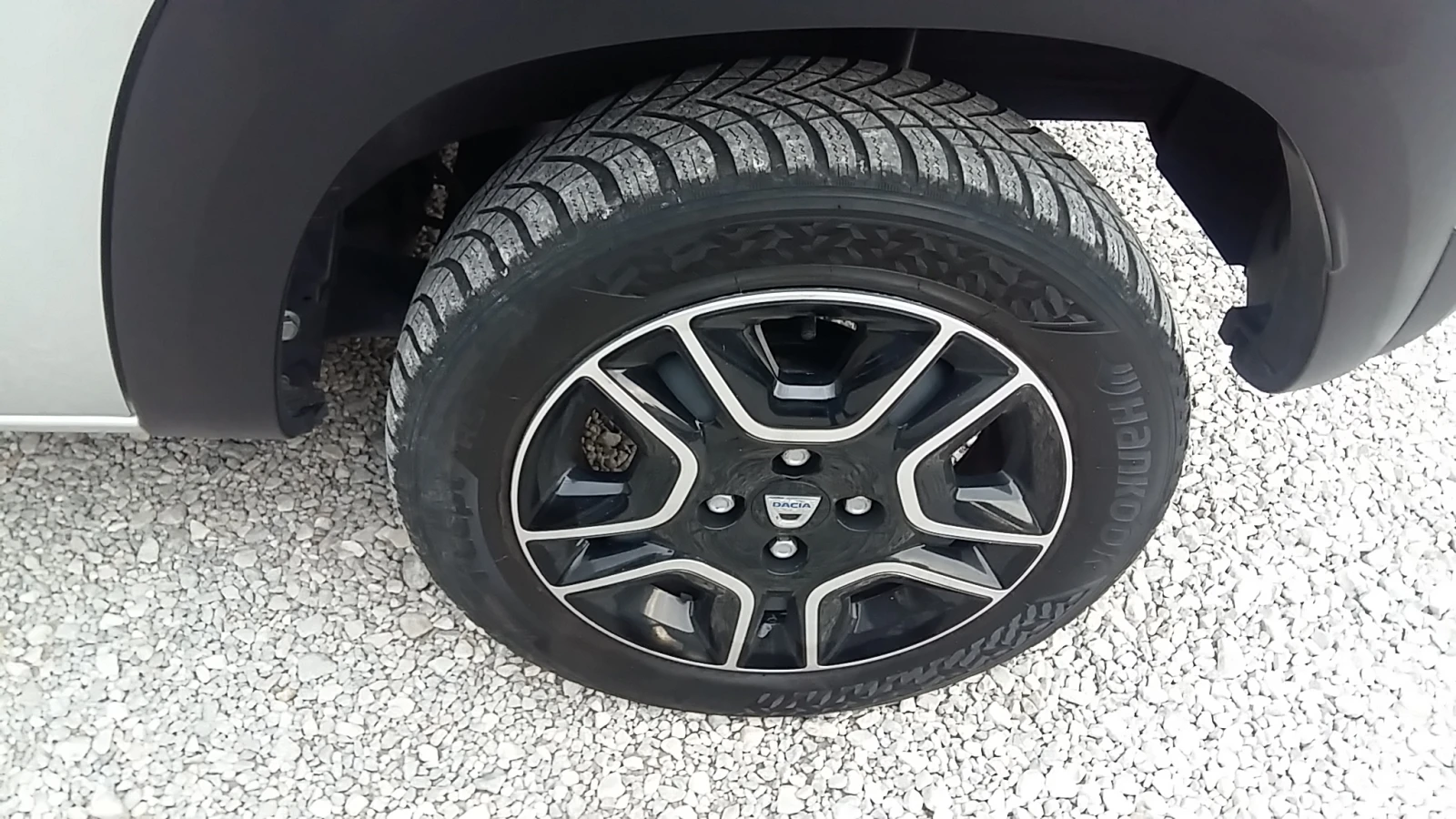 Dacia Spring CCS-Comfort Plus!, снимка 17 - Автомобили и джипове - 56523543