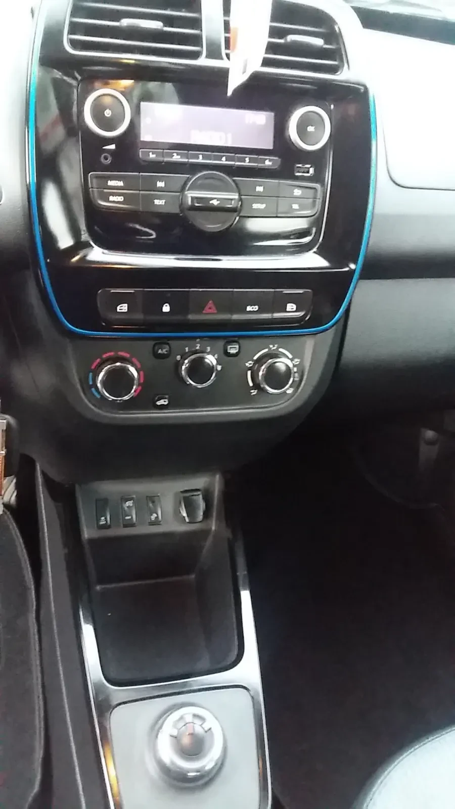 Dacia Spring CCS-Comfort Plus!, снимка 14 - Автомобили и джипове - 56523543