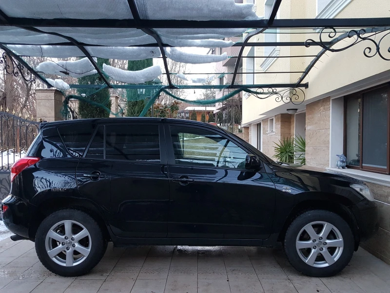 Toyota Rav4, снимка 1 - Автомобили и джипове - 48597150