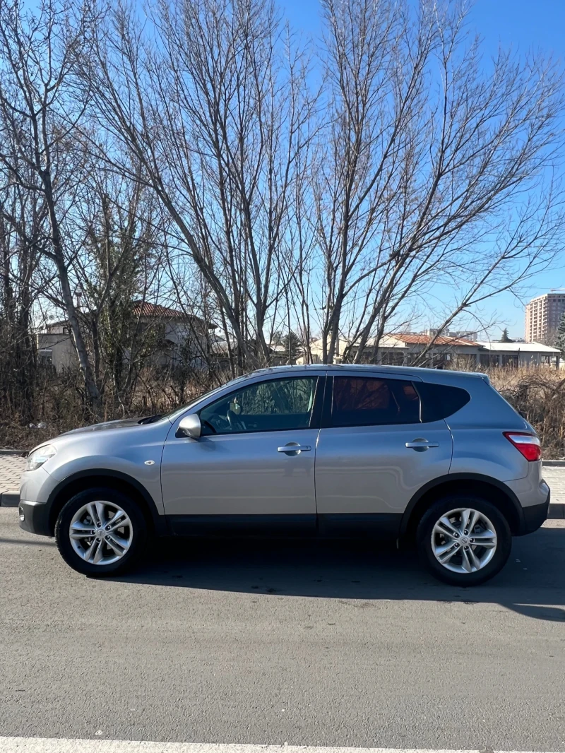 Nissan Qashqai 2.0 DCI FACELIFT, снимка 4 - Автомобили и джипове - 48613677