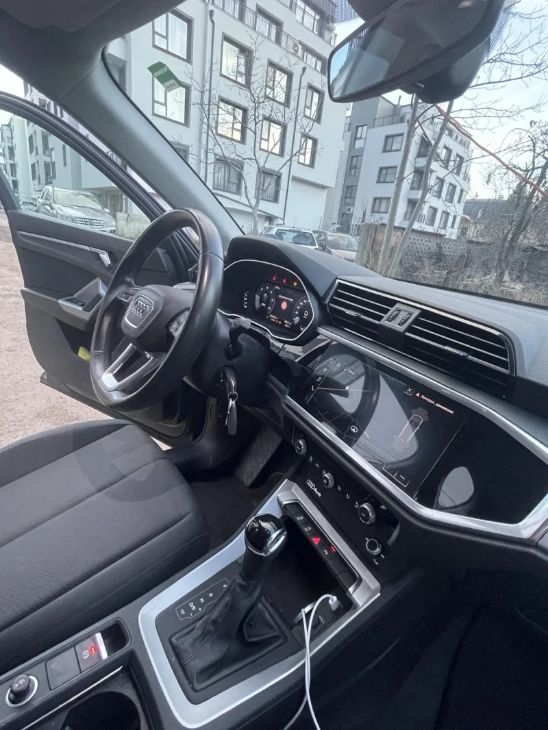 Audi Q3, снимка 4 - Автомобили и джипове - 49106529