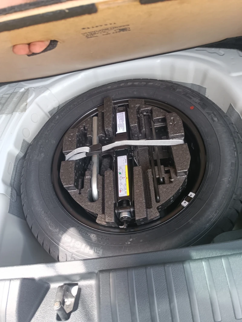 Skoda Kamiq 1.0 TSI DSG, снимка 13 - Автомобили и джипове - 52956598