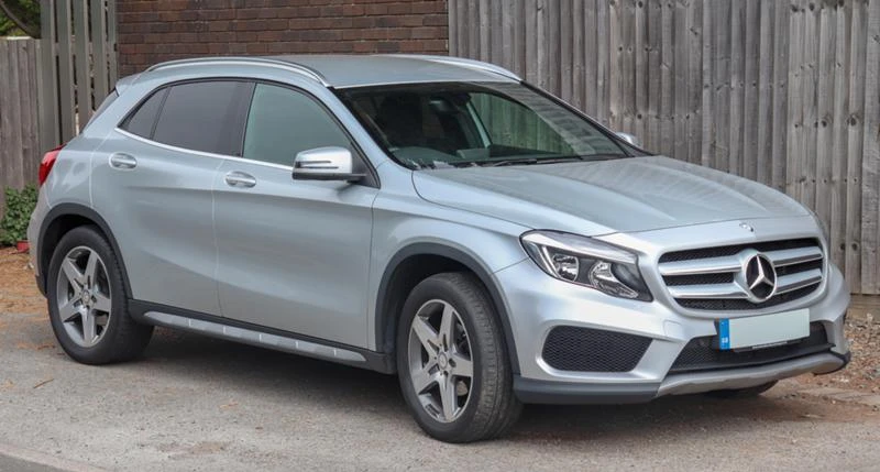 Mercedes-Benz GLA 220 НА ЧАСТИ, снимка 1 - Автомобили и джипове - 48582314