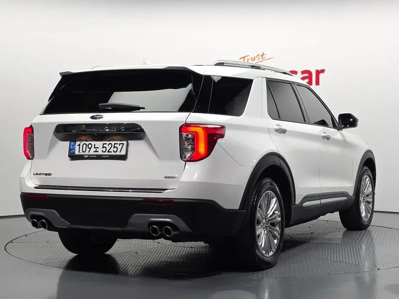Ford Explorer 3.0 - САМО 30% АВАНС, снимка 2 - Автомобили и джипове - 56292863