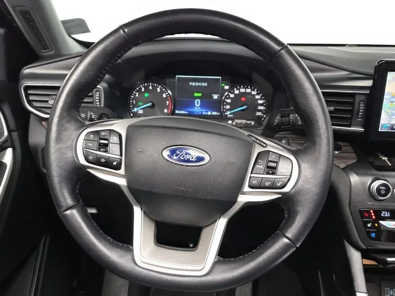 Ford Explorer 3.0 - САМО 30% АВАНС, снимка 13 - Автомобили и джипове - 56292863