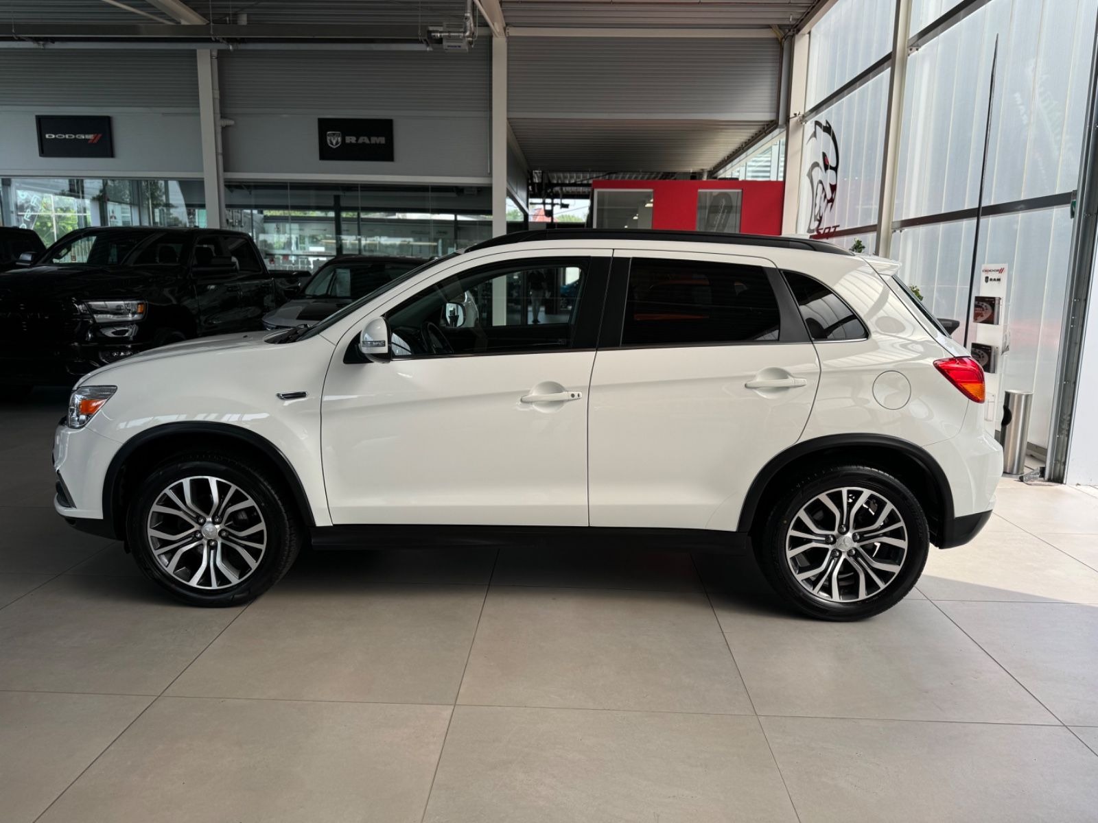 Mitsubishi ASX На части 1.6.БЕНЗИН РЪЧНА КУТИЯ - изображение 9