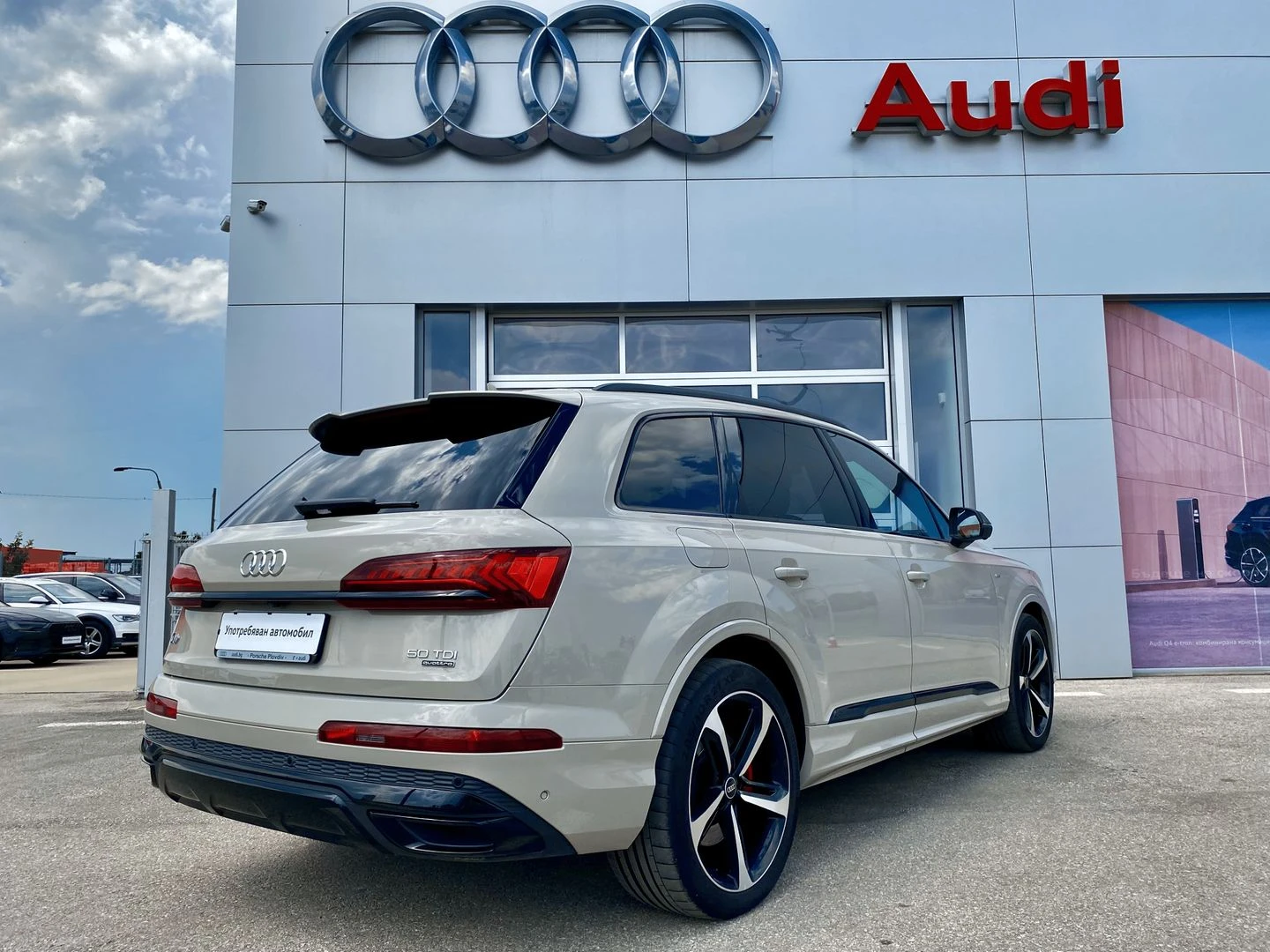 Audi Q7 S line 50 TDI quattro - изображение 6