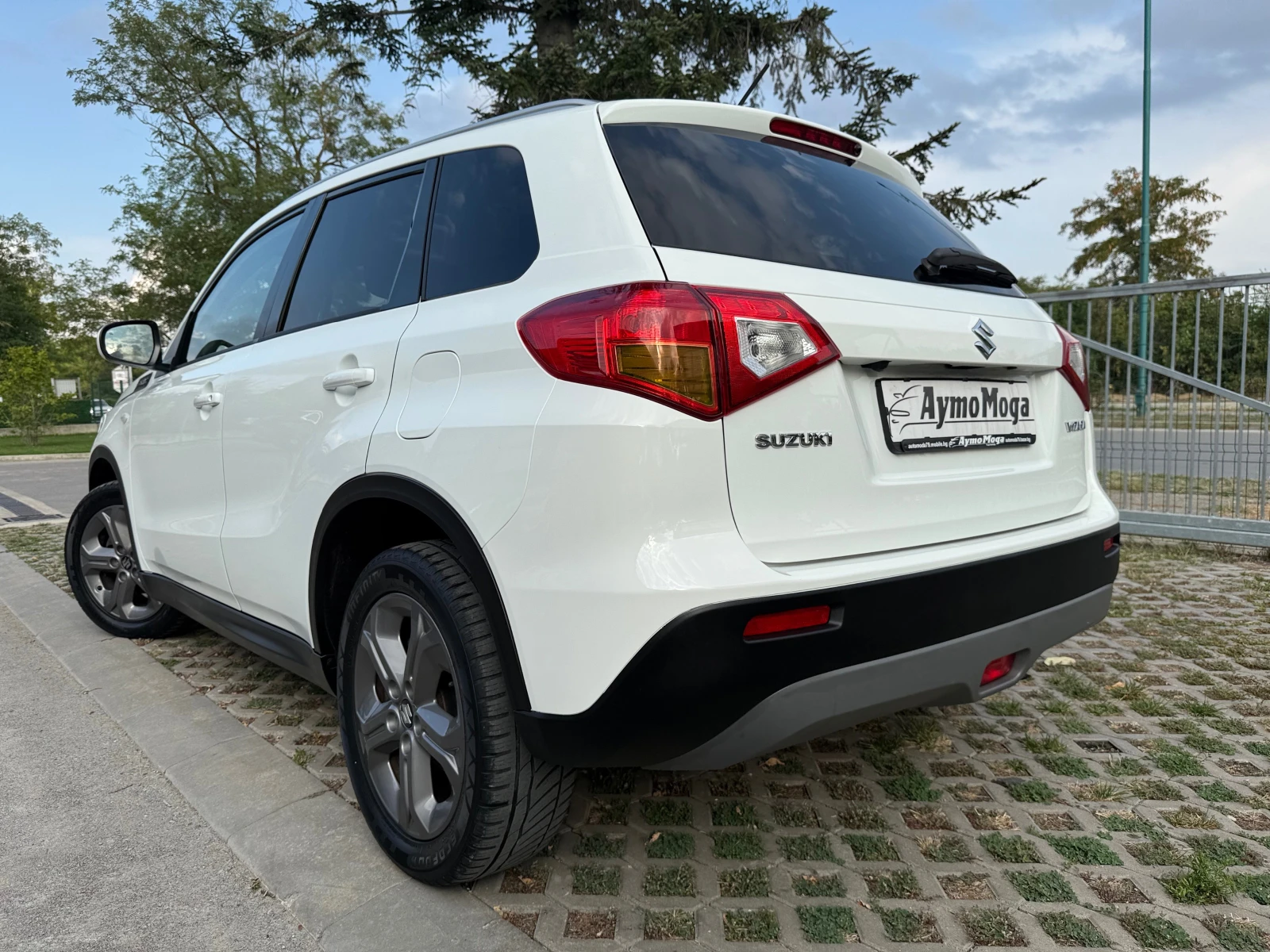 Suzuki Vitara 1.6 I GPL NAVI LED - изображение 4