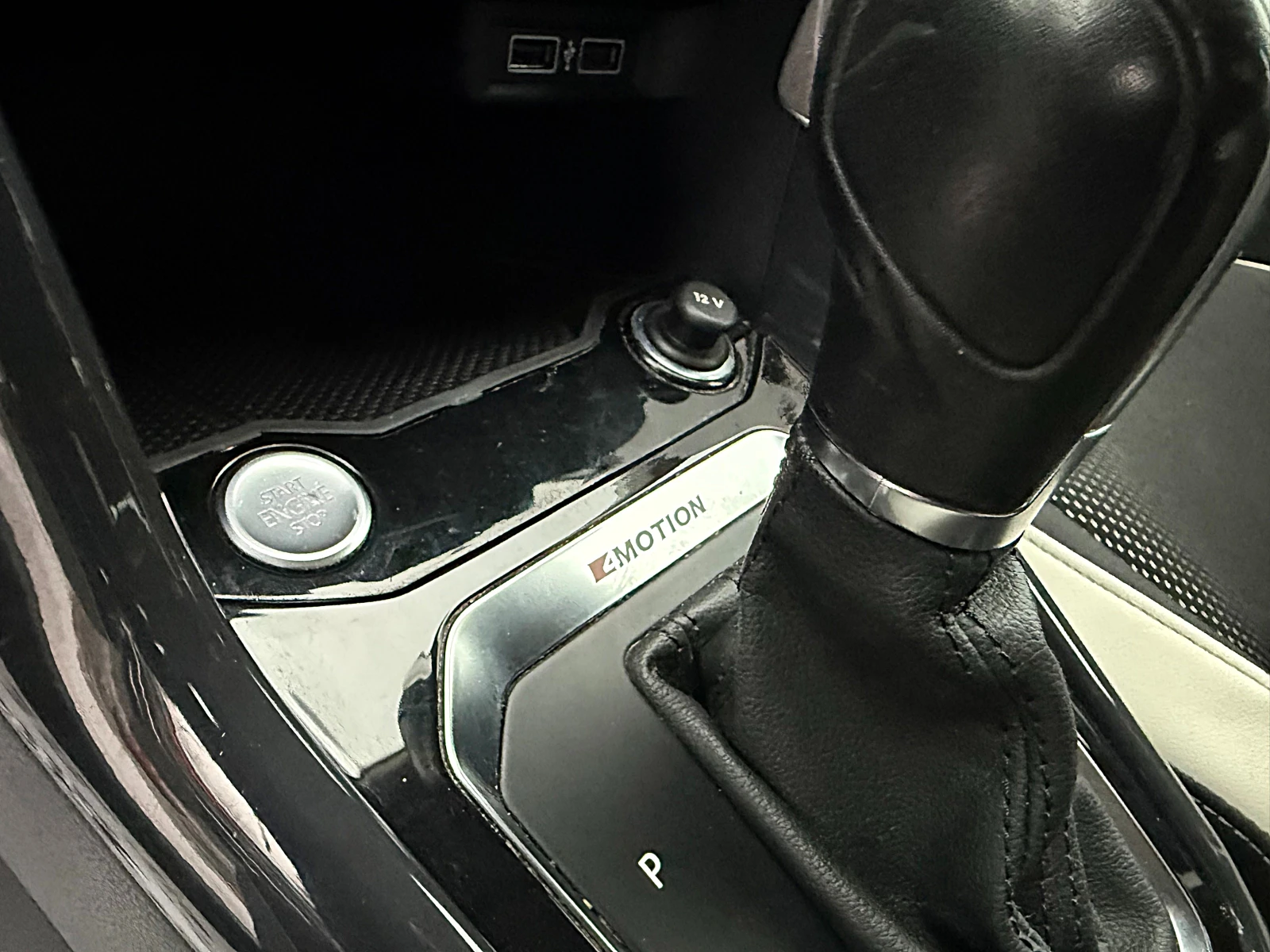 VW T-Roc 2.0tdi-44-Led-Bixenon-Kamera-Navi-Avtomatik !!! | Mobile.bg   11