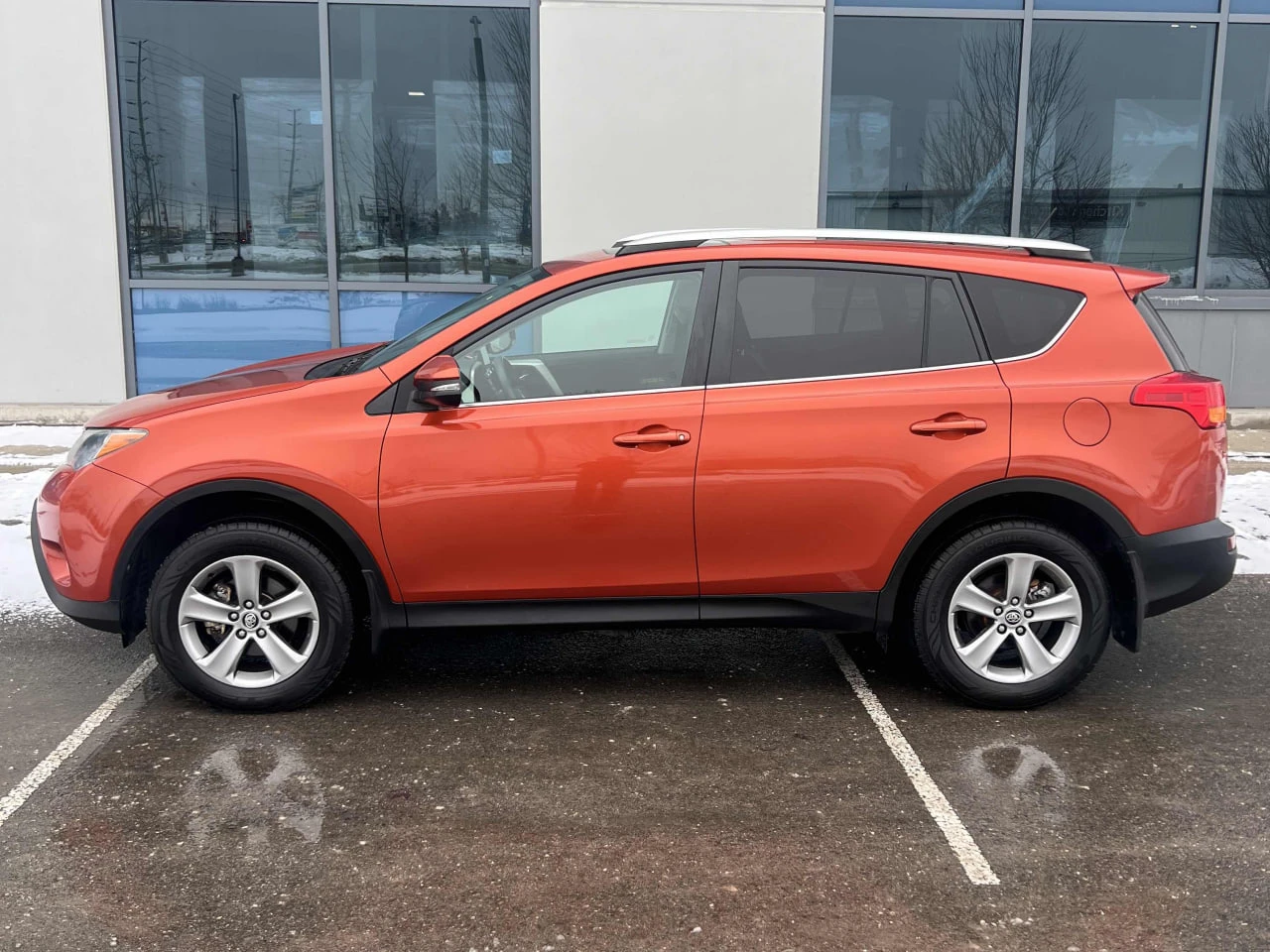 Toyota Rav4 CARFAX* АВТОФИНАНСИРАНЕ* БЕЗ ПЪРВОНАЧАЛНА ВНОСКА*  - изображение 2