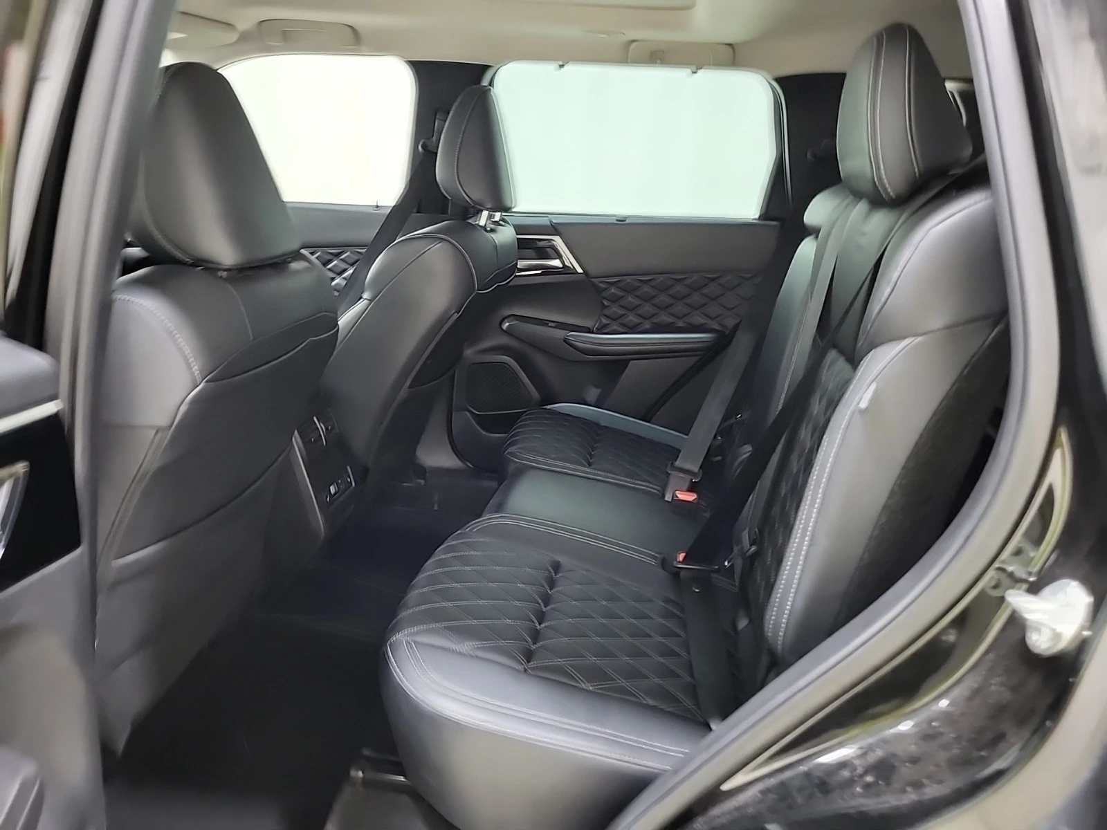 Mitsubishi Outlander * GT* PHEV* AWD* CARFAX*  | Mobile.bg � ����������� 9