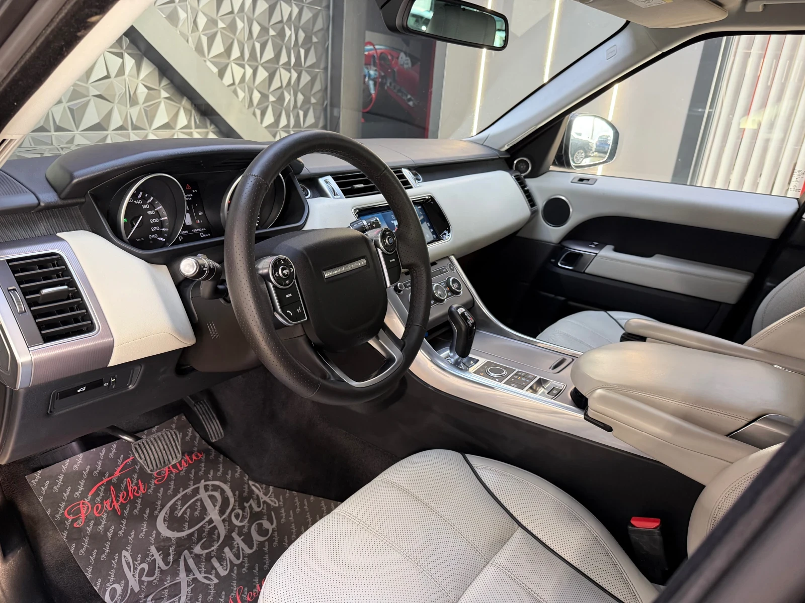 Land Rover Range Rover Sport, снимка 7 - Автомобили и джипове - 53830248