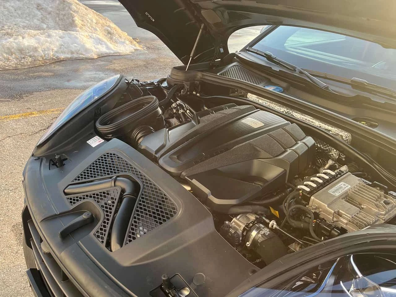 Porsche Macan * GTS * CARFAX * ОБДУХВАНЕ * LED MATRIX, снимка 15 - Автомобили и джипове - 53973027