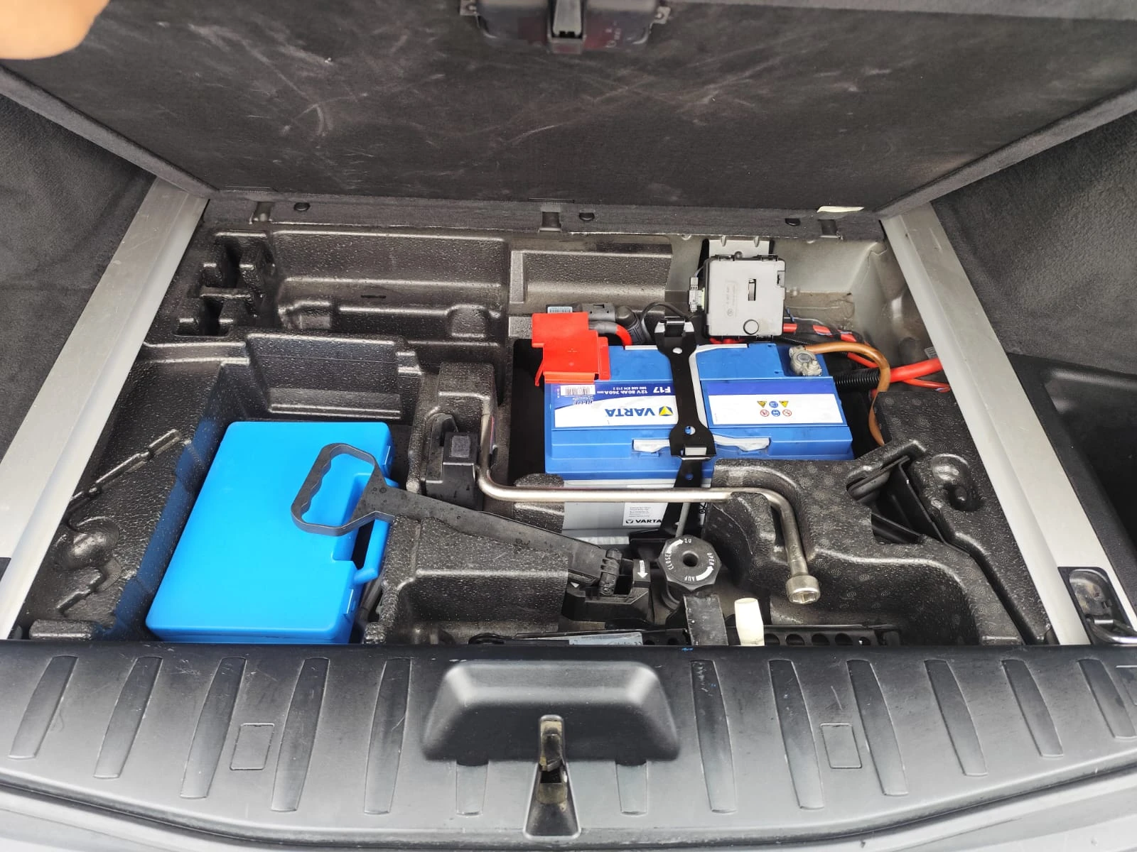 BMW X3 2.0 дизел Италия, снимка 15 - Автомобили и джипове - 54089427