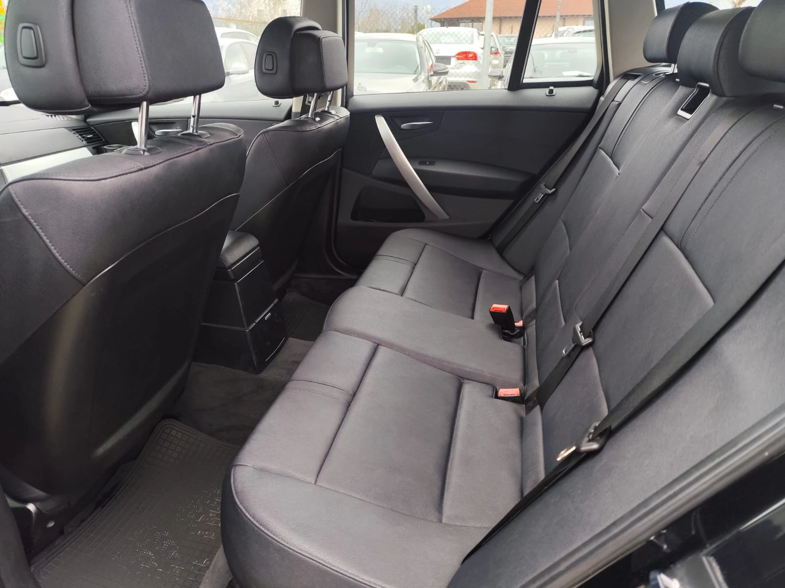 BMW X3 2.0 дизел Италия, снимка 13 - Автомобили и джипове - 54089427